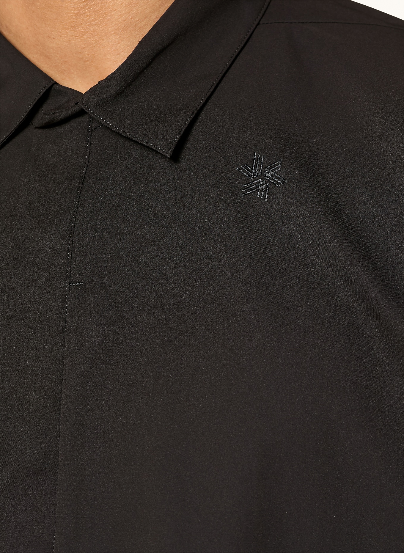 Goldwin Kurzarm-Hemd ALL DIRECTION LIGHT Comfort Fit: SCHWARZ