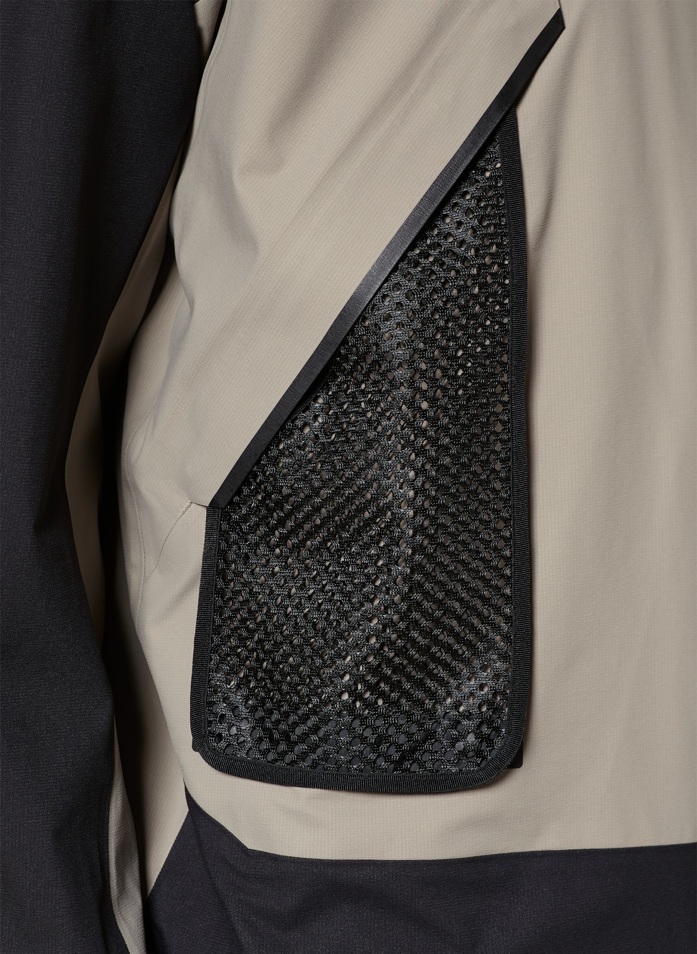 Goldwin Veste technique PERTEX SHIELD PRO: TAUPE / NOIR