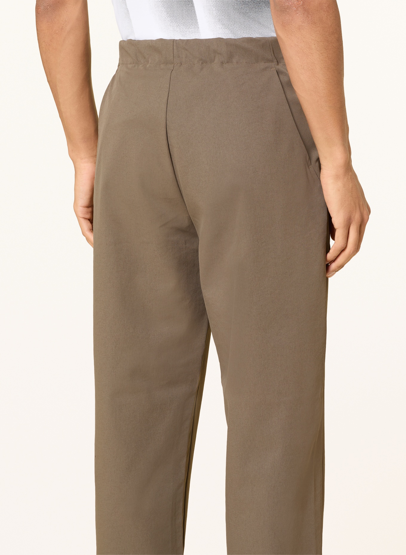 Goldwin Hose ONE TUCK Tapered Fit: KHAKI