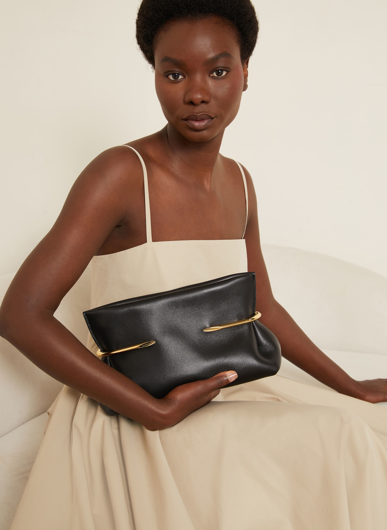 GIVENCHY Clutch PINCH: SORT / GULD