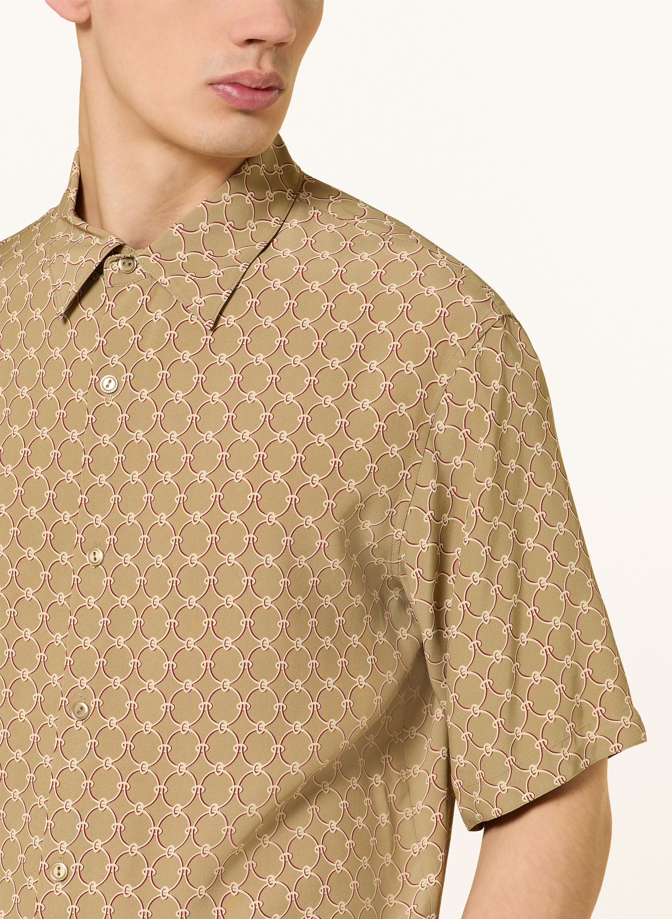 SANDRO Kurzarm-Hemd Regular Fit: KHAKI / BEIGE / DUNKELROT