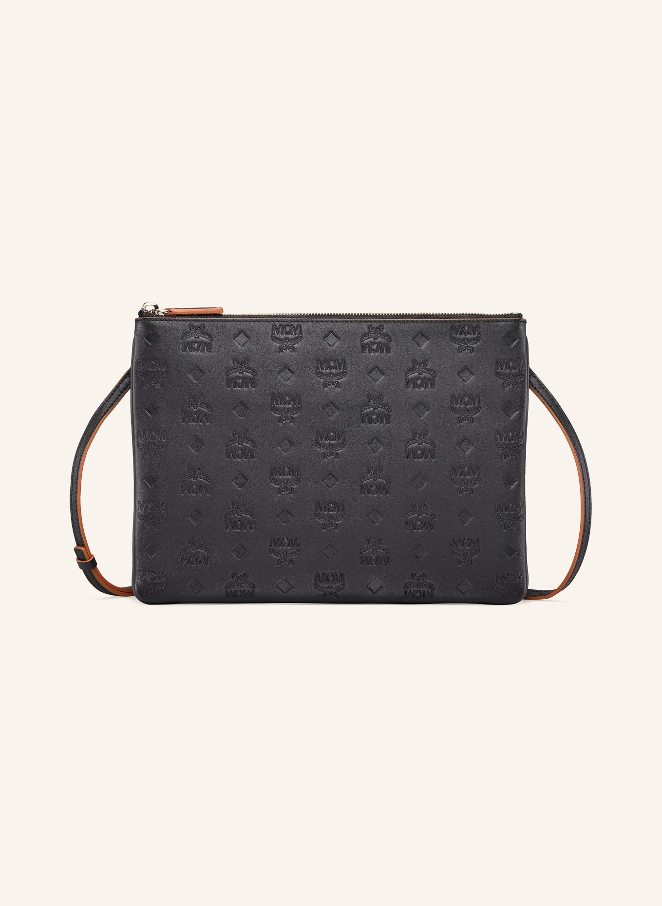 MCM AREN Clutch: BLACK
