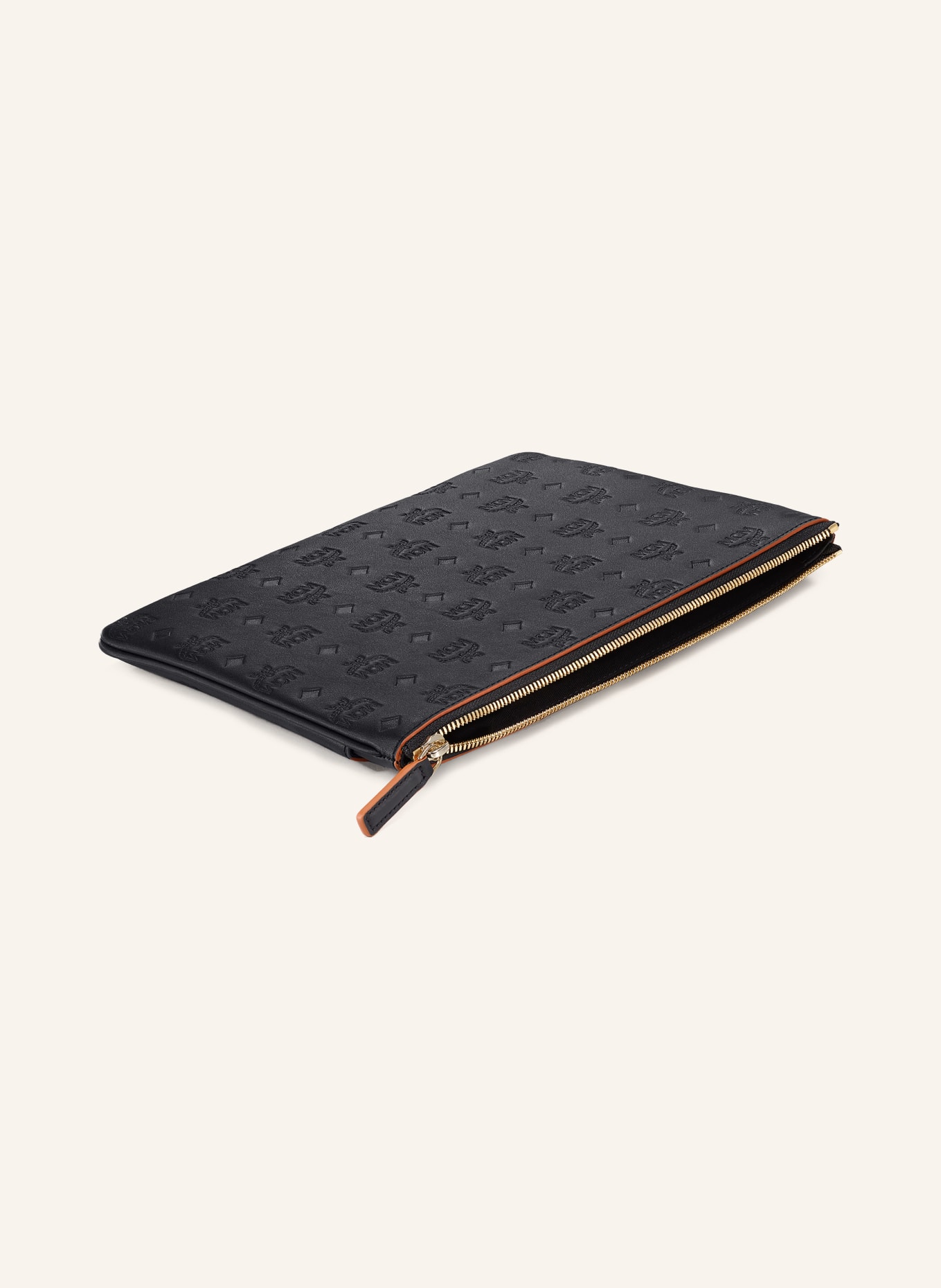 MCM AREN Clutch: BLACK