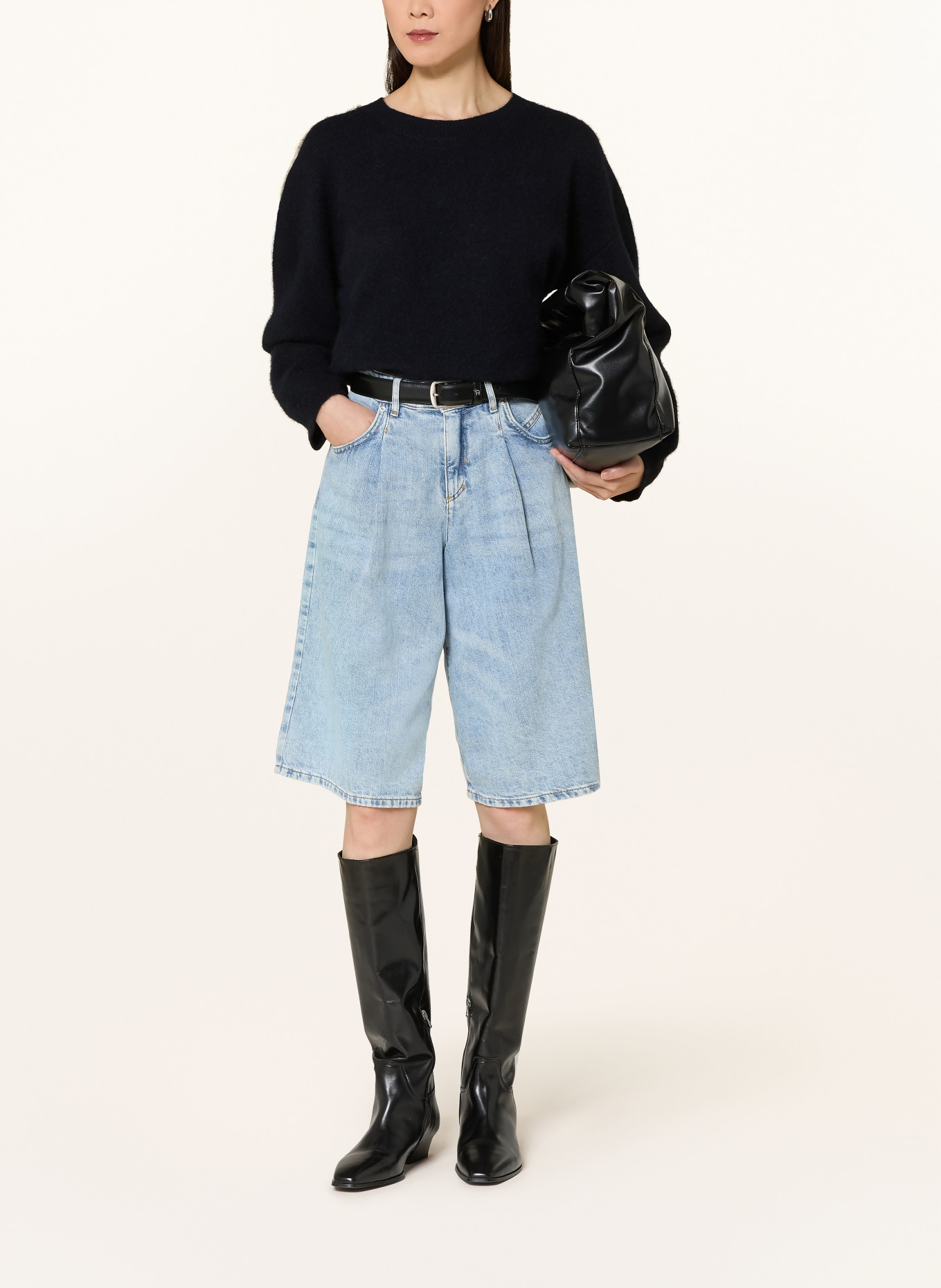 darling harbour Pullover: BLACK