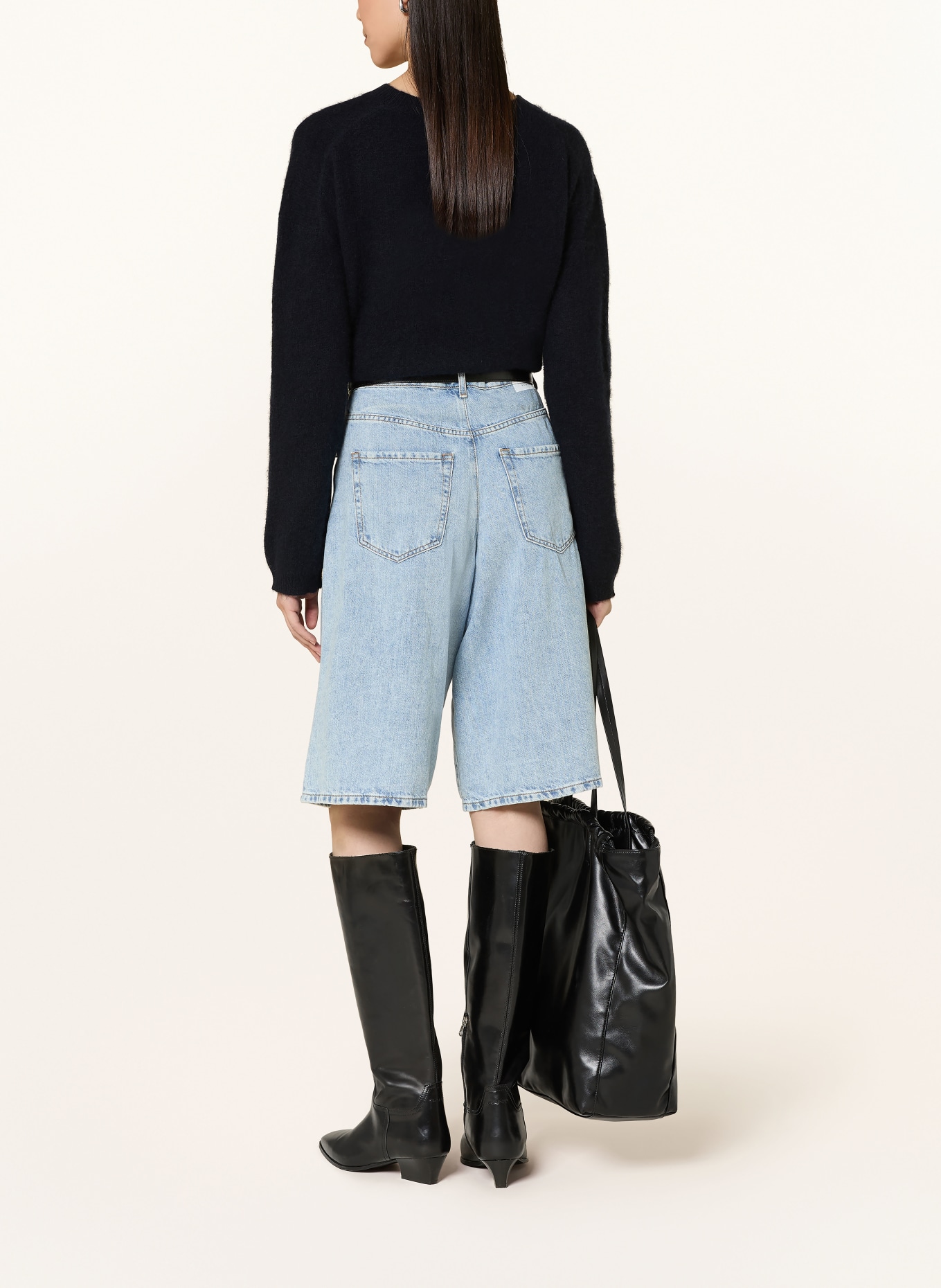 darling harbour Pullover: BLACK