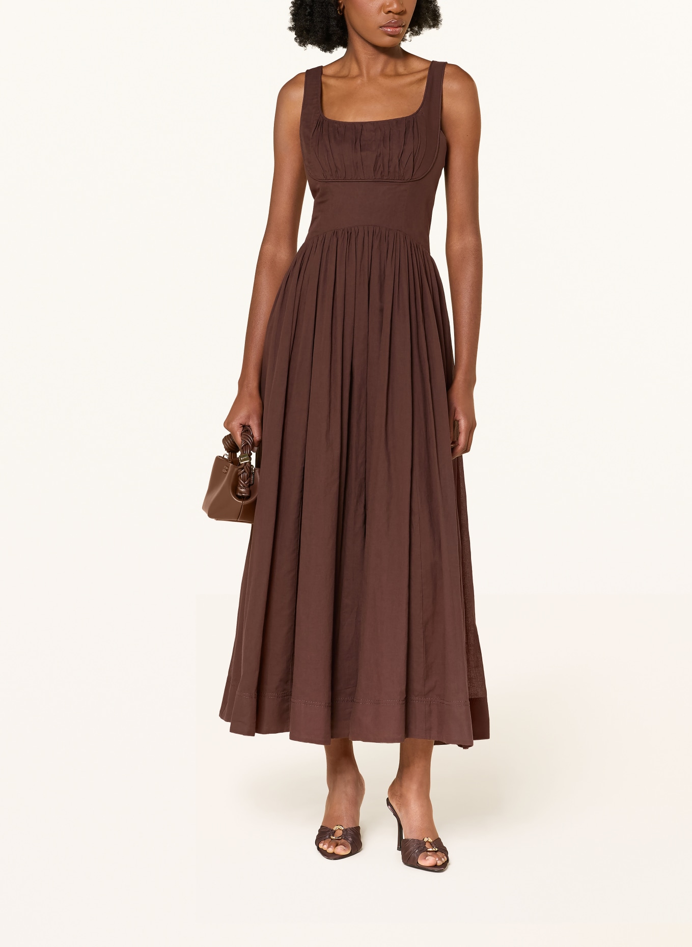 Aje. Kleid SUNNY: DUNKELBRAUN
