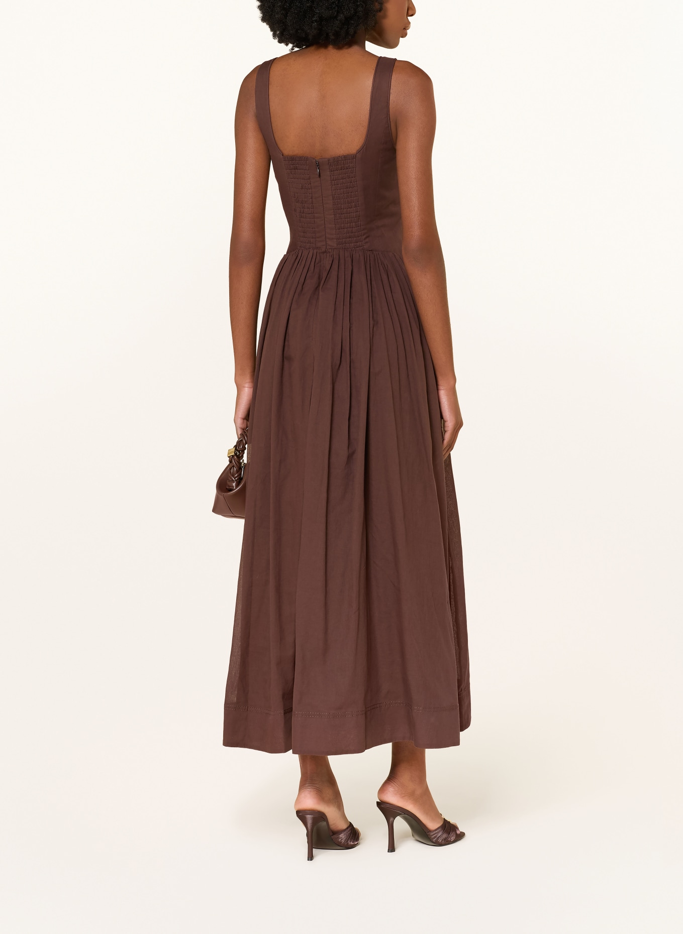 Aje. Kleid SUNNY: DUNKELBRAUN