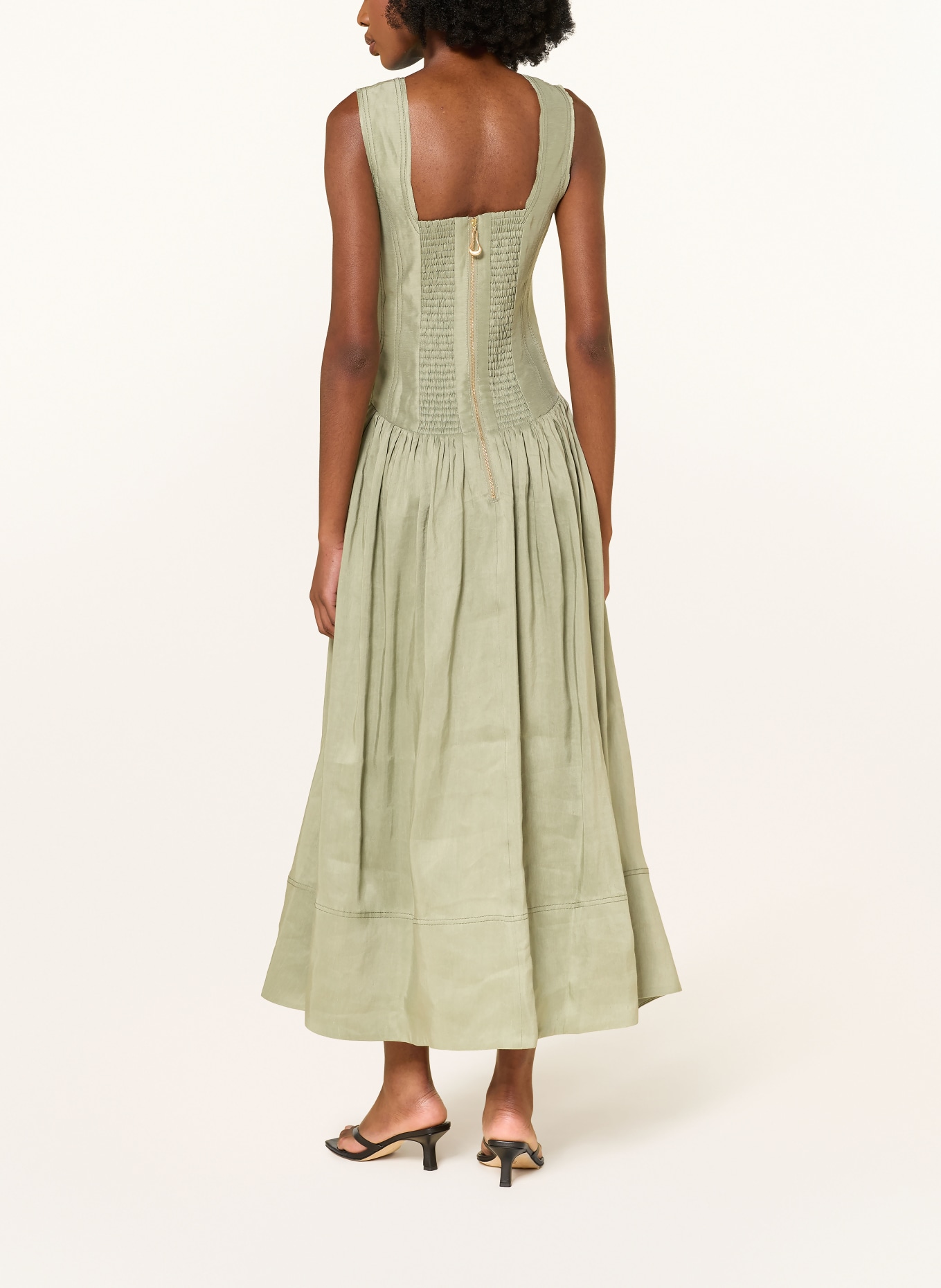 Aje. Kleid SPIRELLE mit Leinen: HELLGRÜN