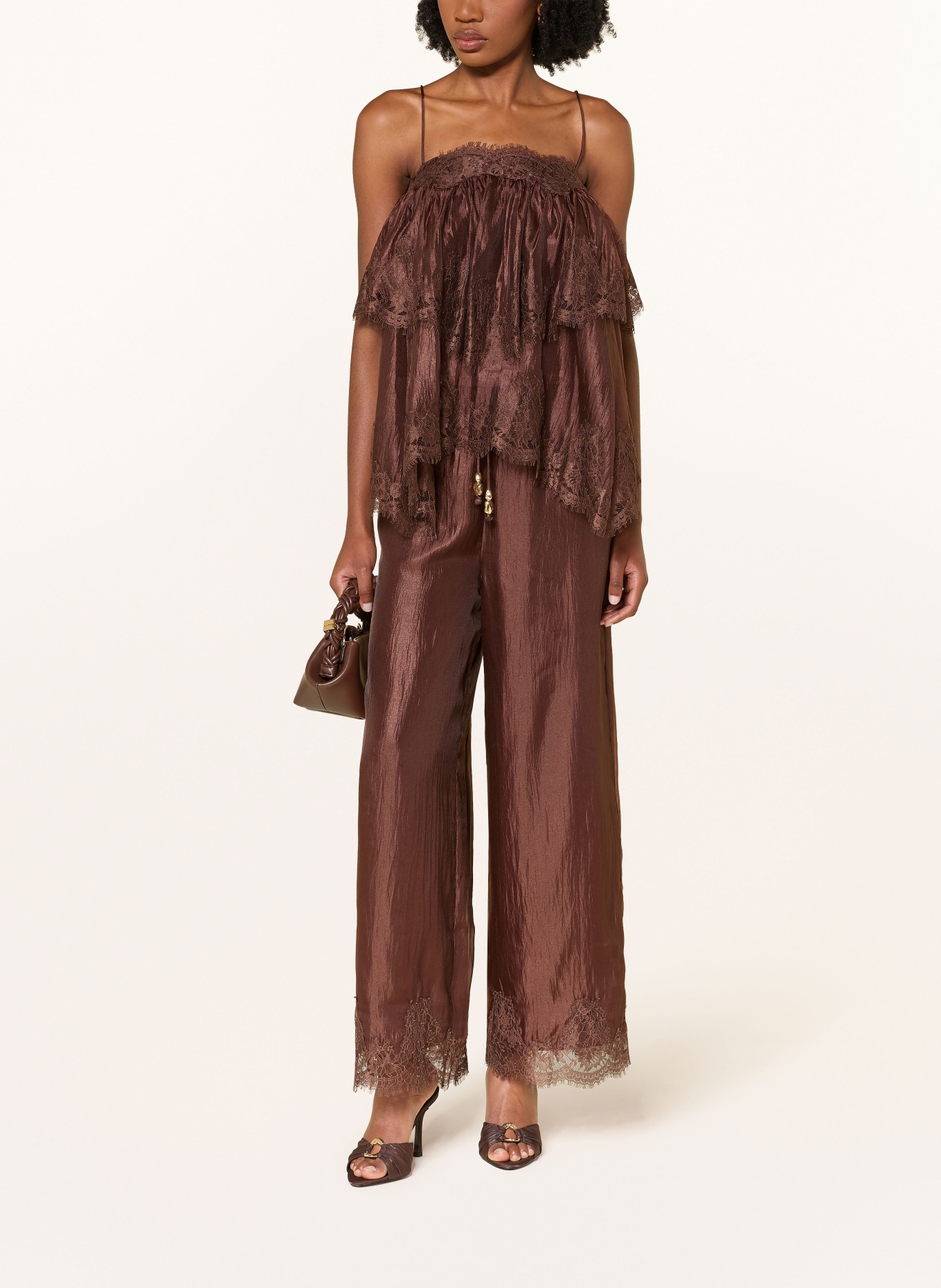 Aje. Satinhose OPHELIA mit Spitze: DUNKELBRAUN