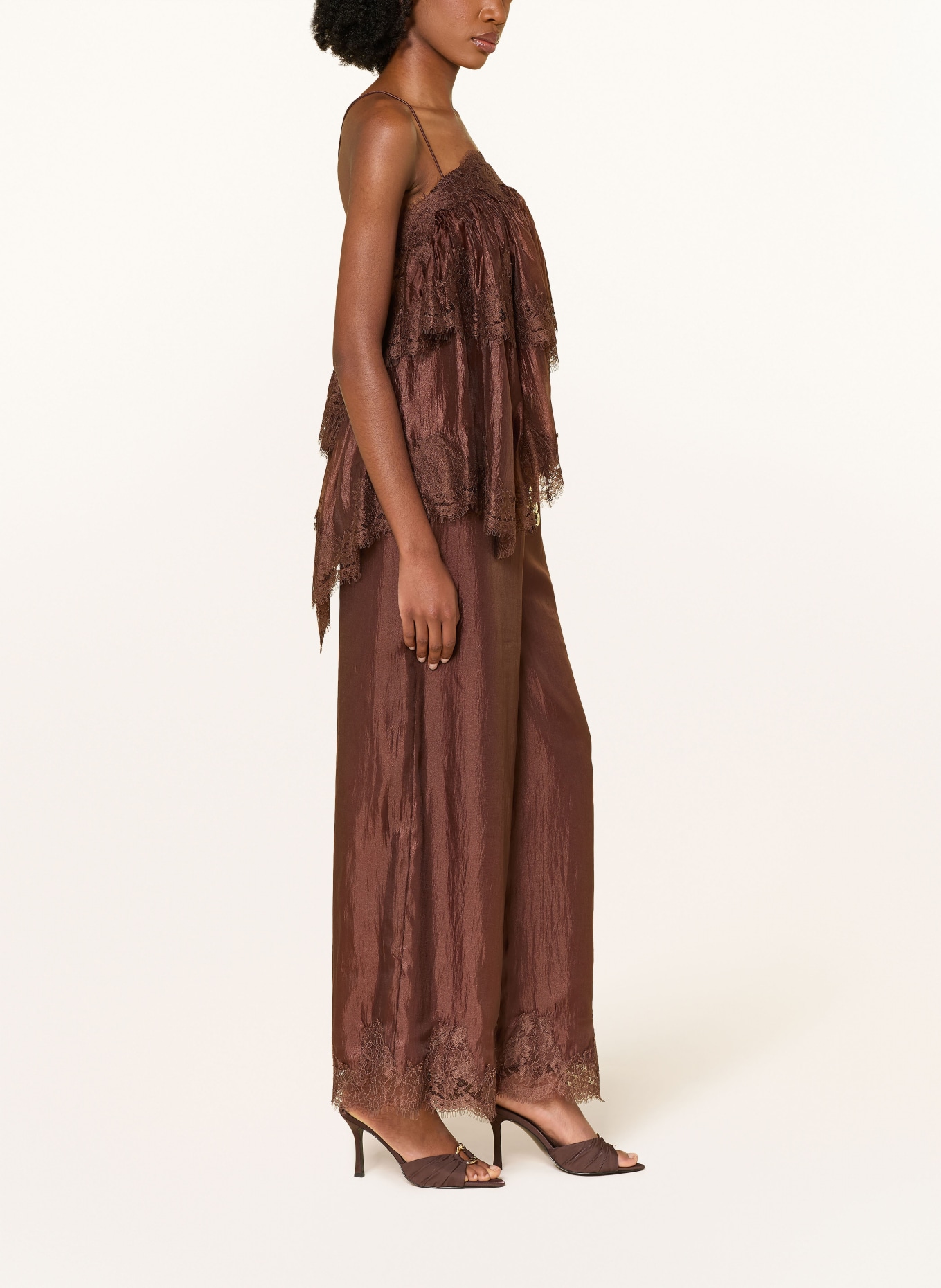 Aje. Satinhose OPHELIA mit Spitze: DUNKELBRAUN