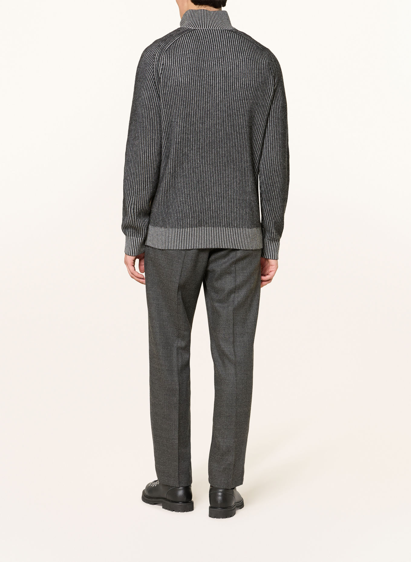 BOGNER Pull à col roulé DWAYNE avec cachemire: GRIS CLAIR / GRIS FONCÉ