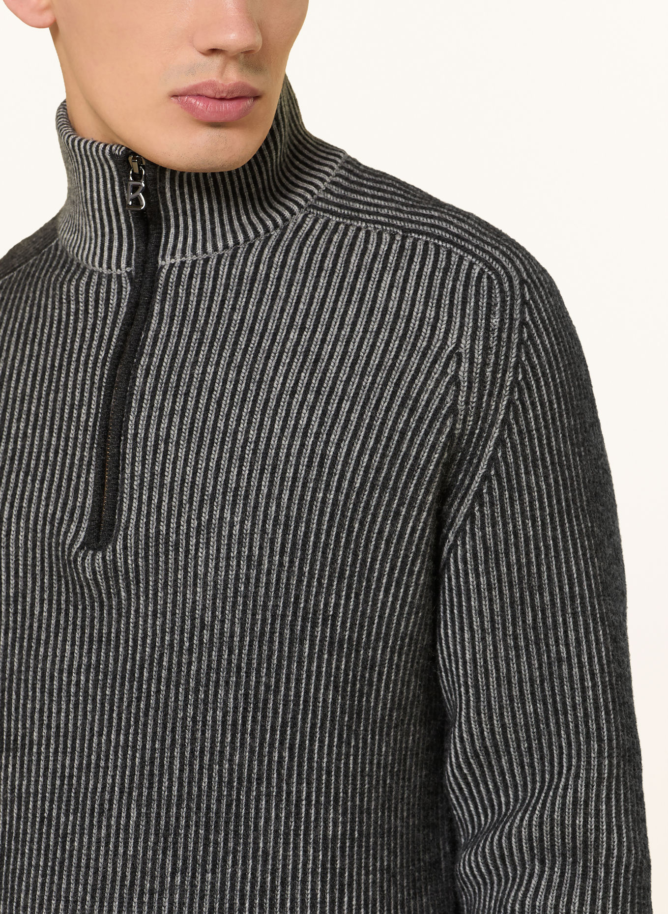 BOGNER Pull à col roulé DWAYNE avec cachemire: GRIS CLAIR / GRIS FONCÉ