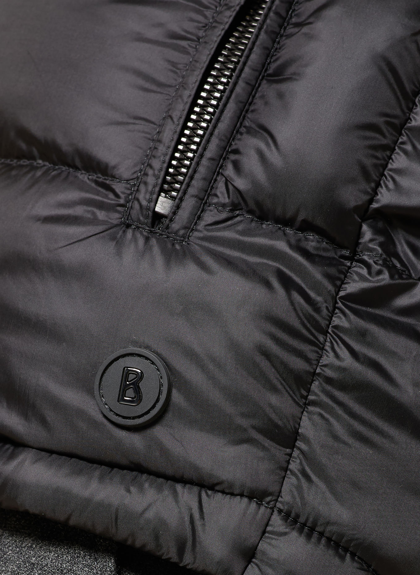 BOGNER Donsvest HOLGER-D3: ZWART