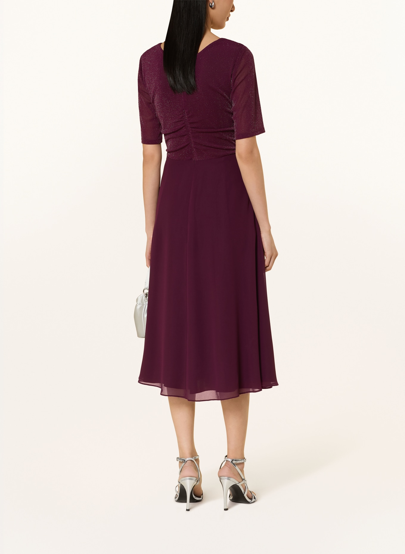 Vera Mont Kleid im Materialmix mit Glitzegarn: DUNKELROT