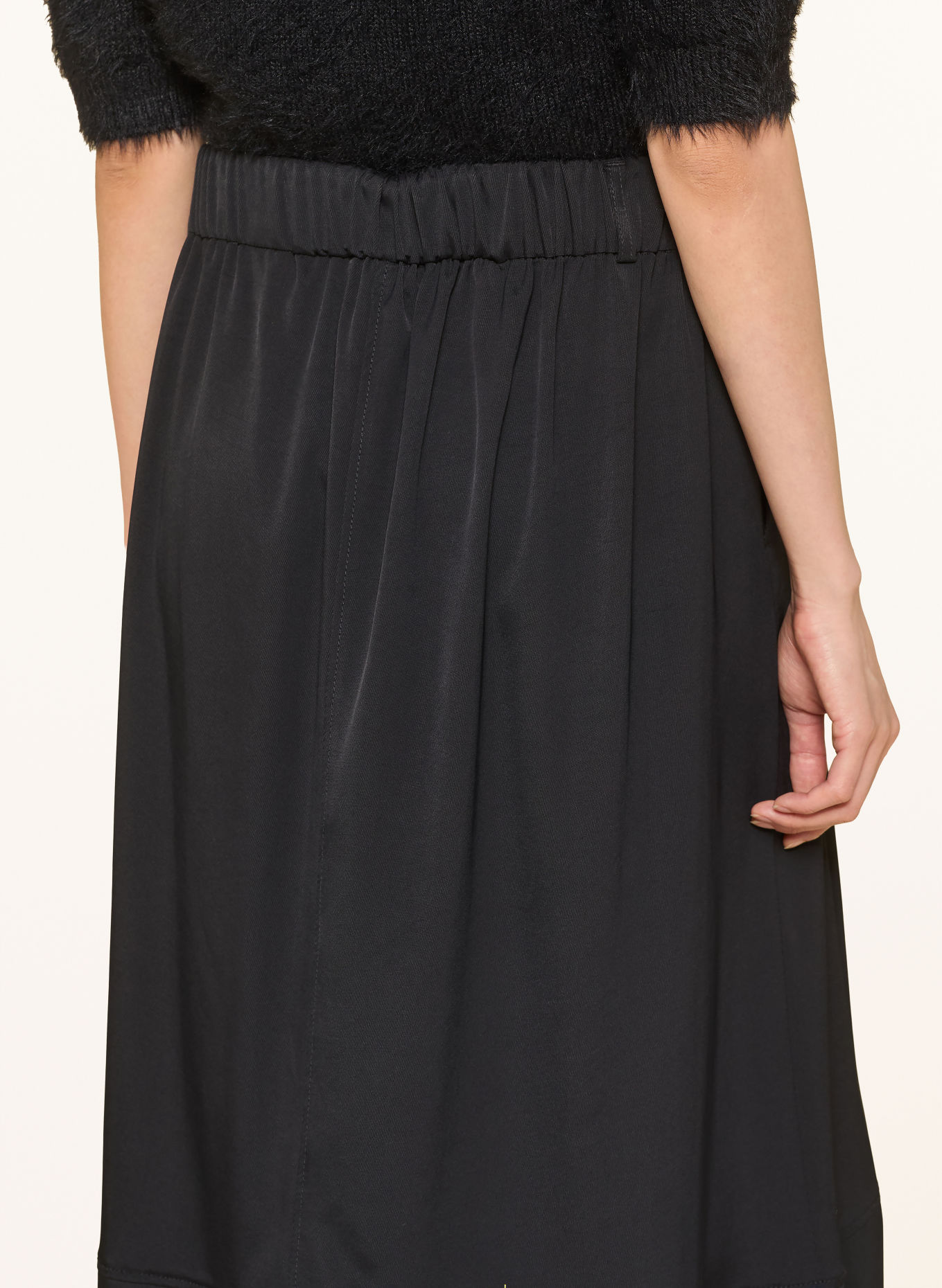ROBE LÉGÈRE Jupe plissée: NOIR