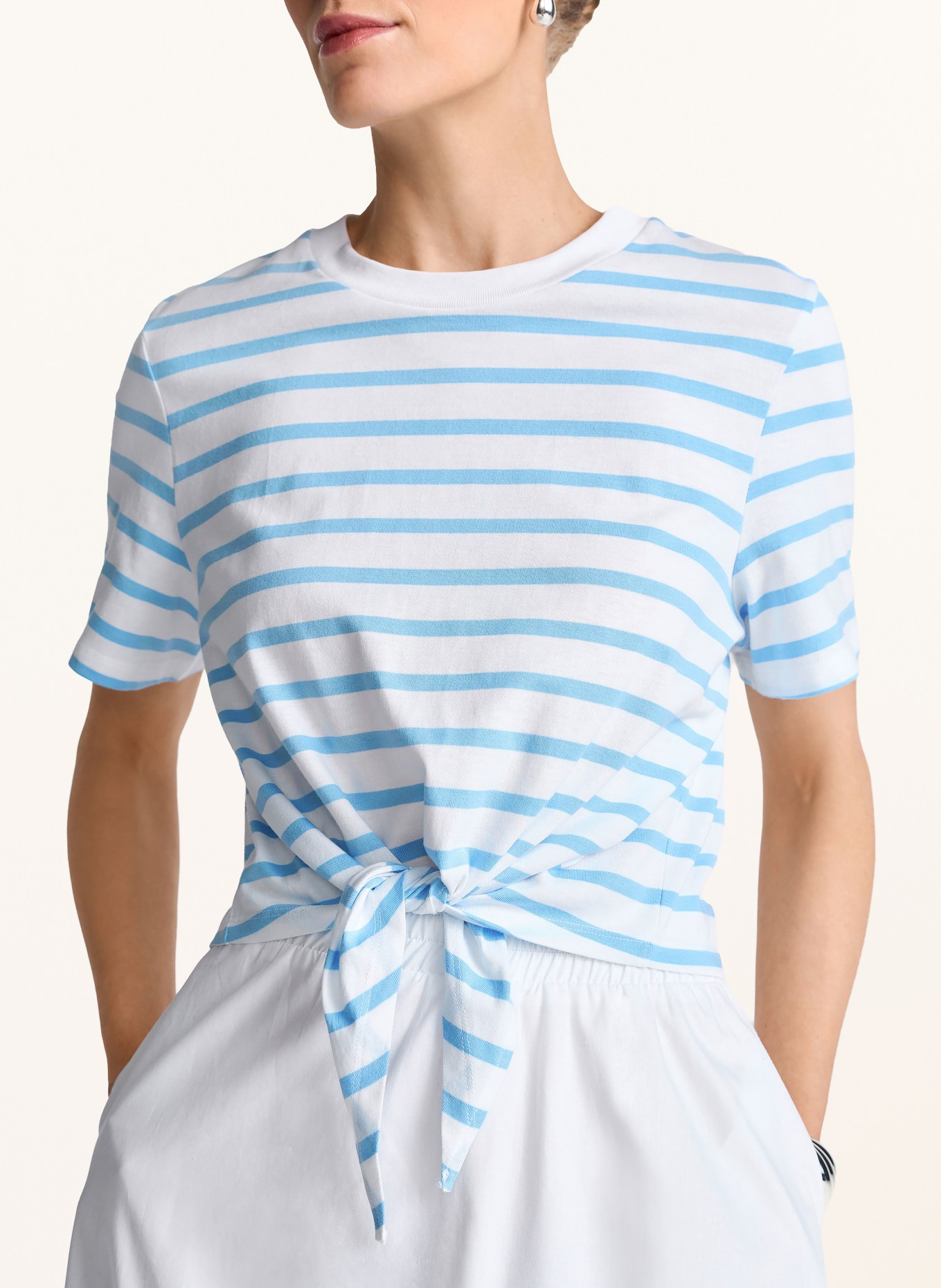 Rich & Royal T-shirt: BLANC / BLEU CLAIR