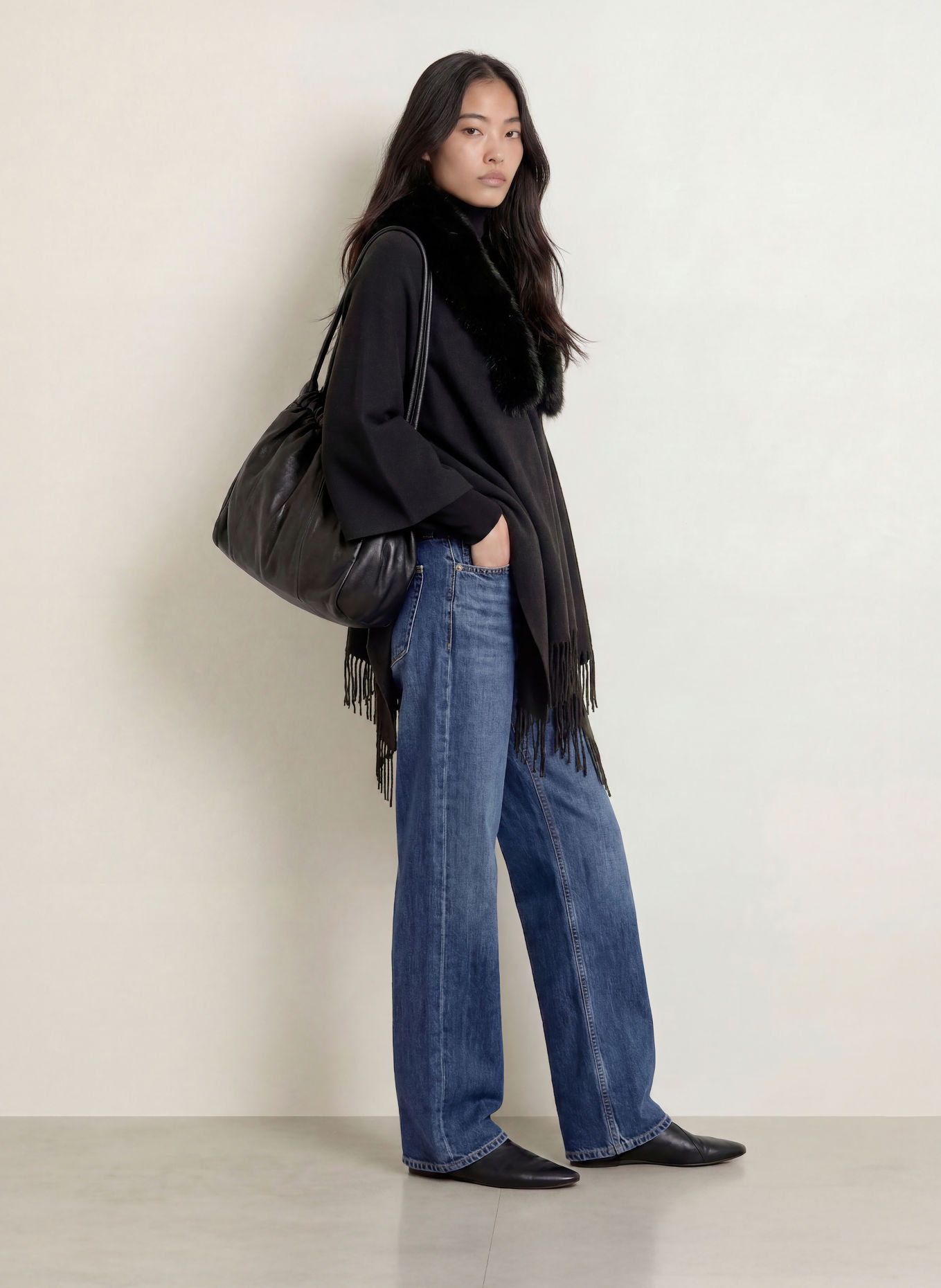 RINO & PELLE Cape WENDY mit Kunstfell: SCHWARZ