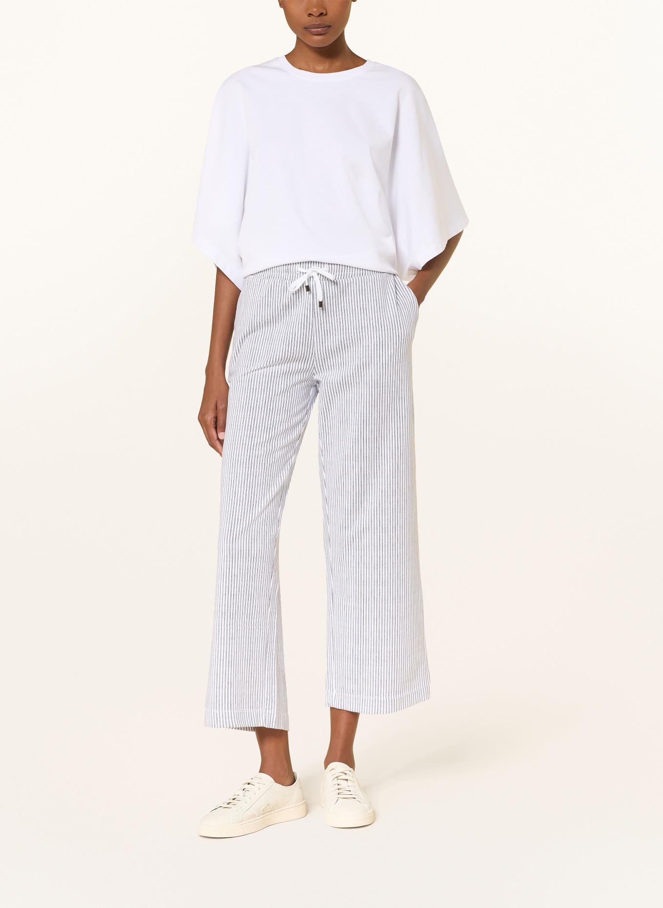 Juvia T-Shirt BERTA: WEISS