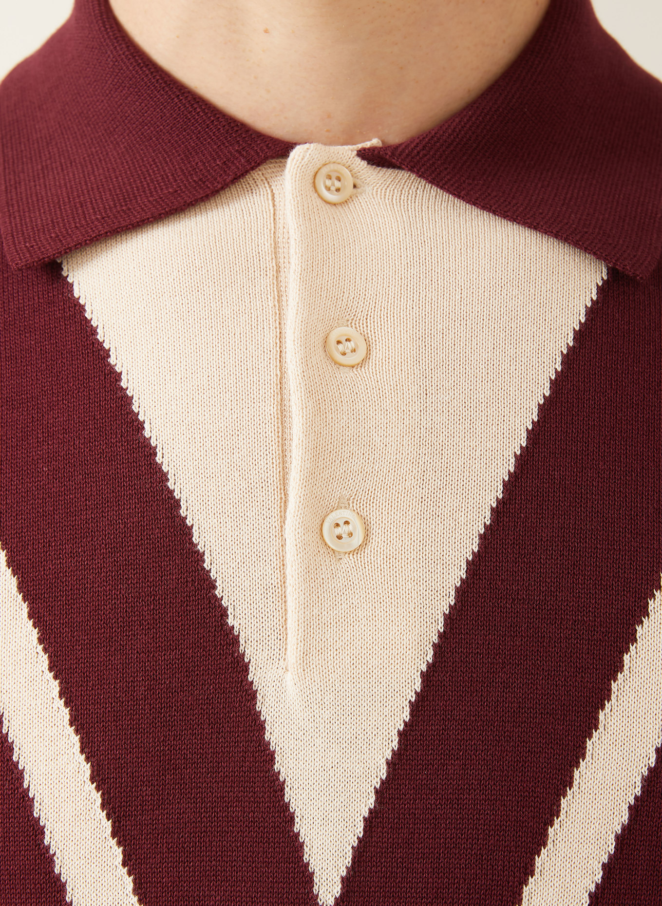VALENTINO Gebreid poloshirt: CRÈME / DONKERROOD