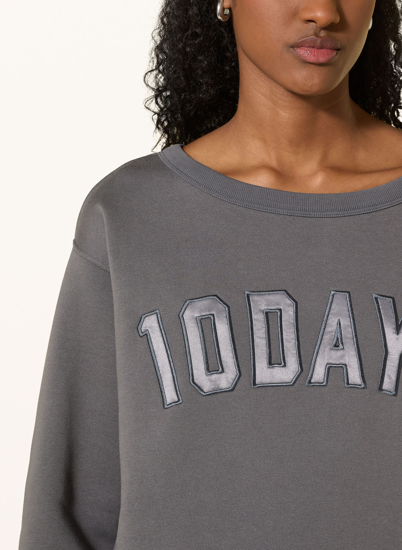 10DAYS Sweatshirt: DARK GRAY