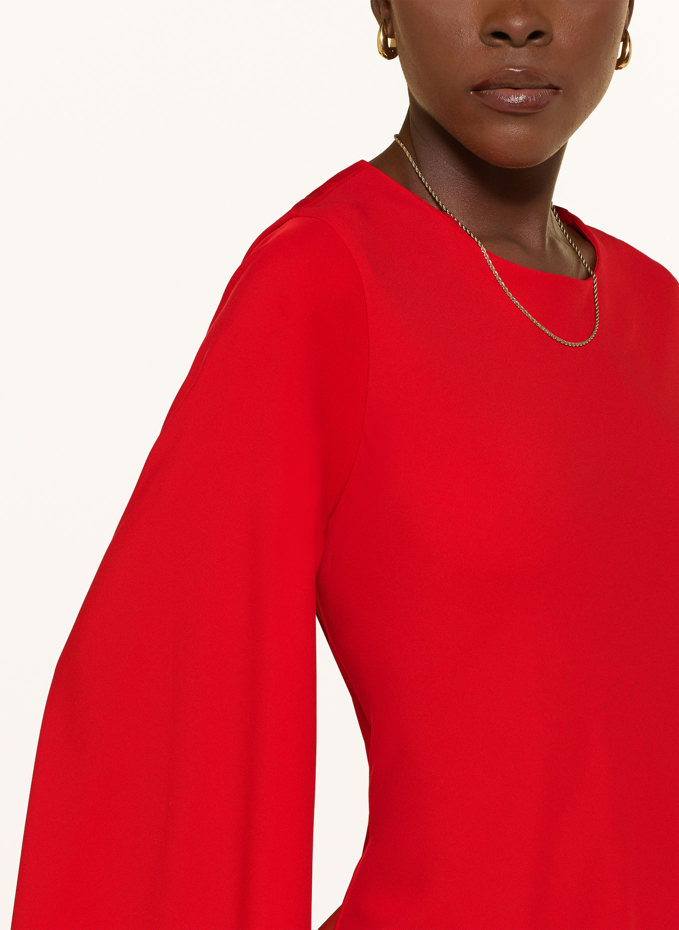 ANNA's Dress: RED