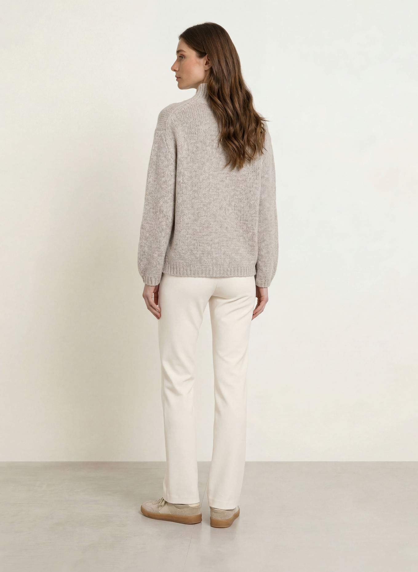 BOGNER Pullover SVONI mit Glitzergarn: HELLGRAU / CREME