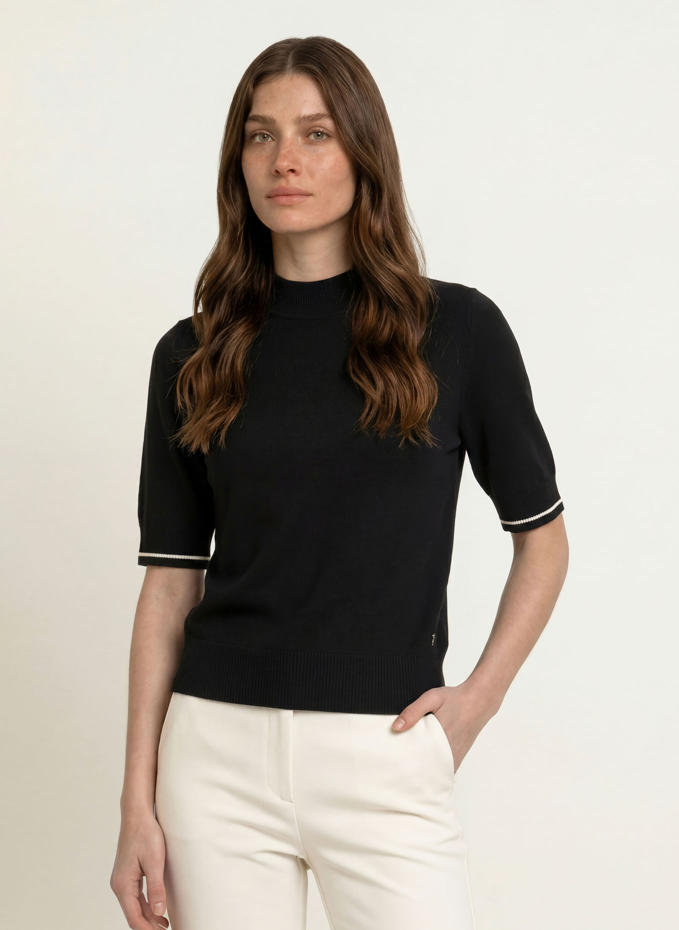BOGNER Gebreid shirt ANTONIA: ZWART / WIT