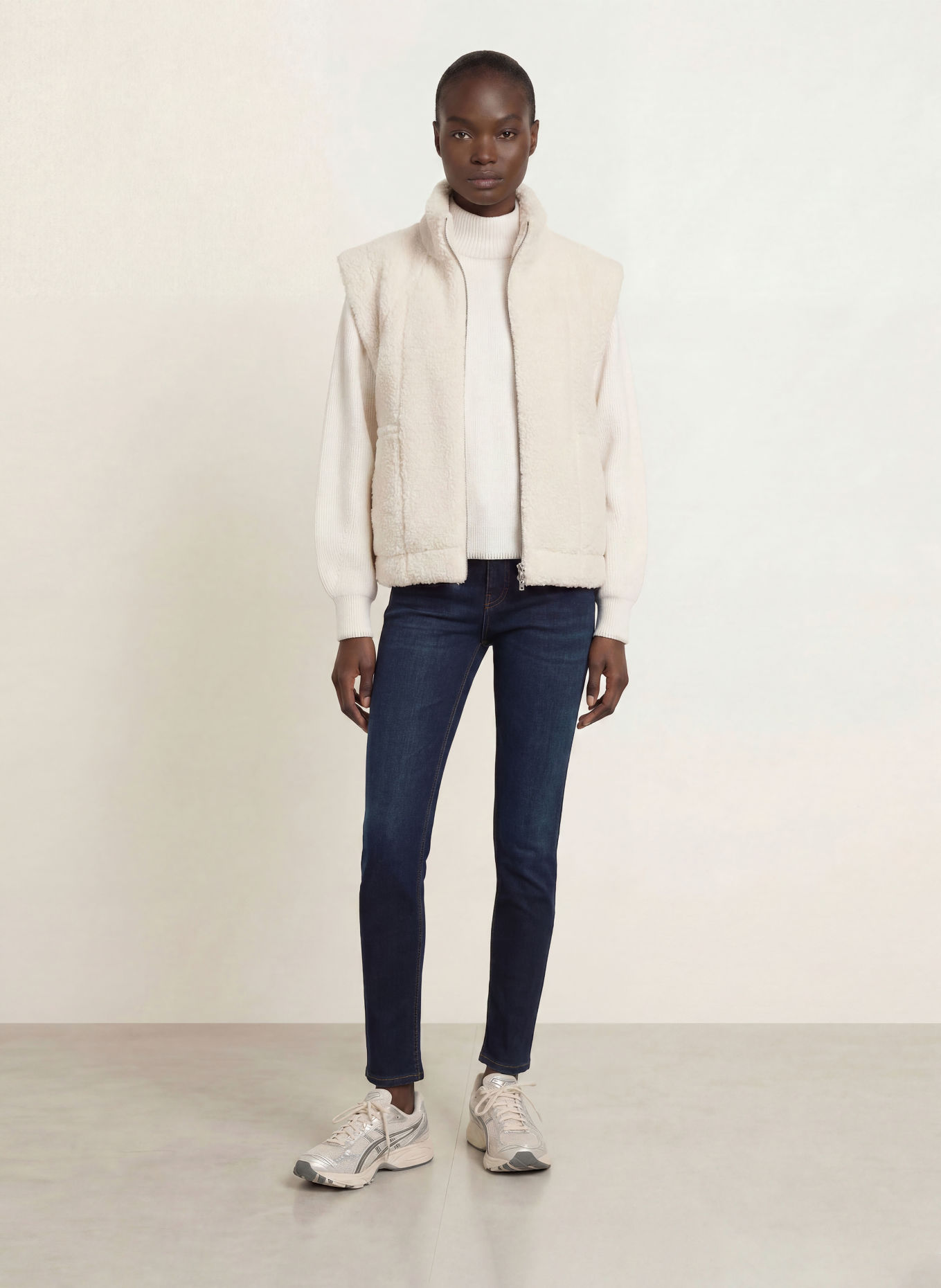 BOGNER Teddyvacht-vest KYLIE: CRÈME