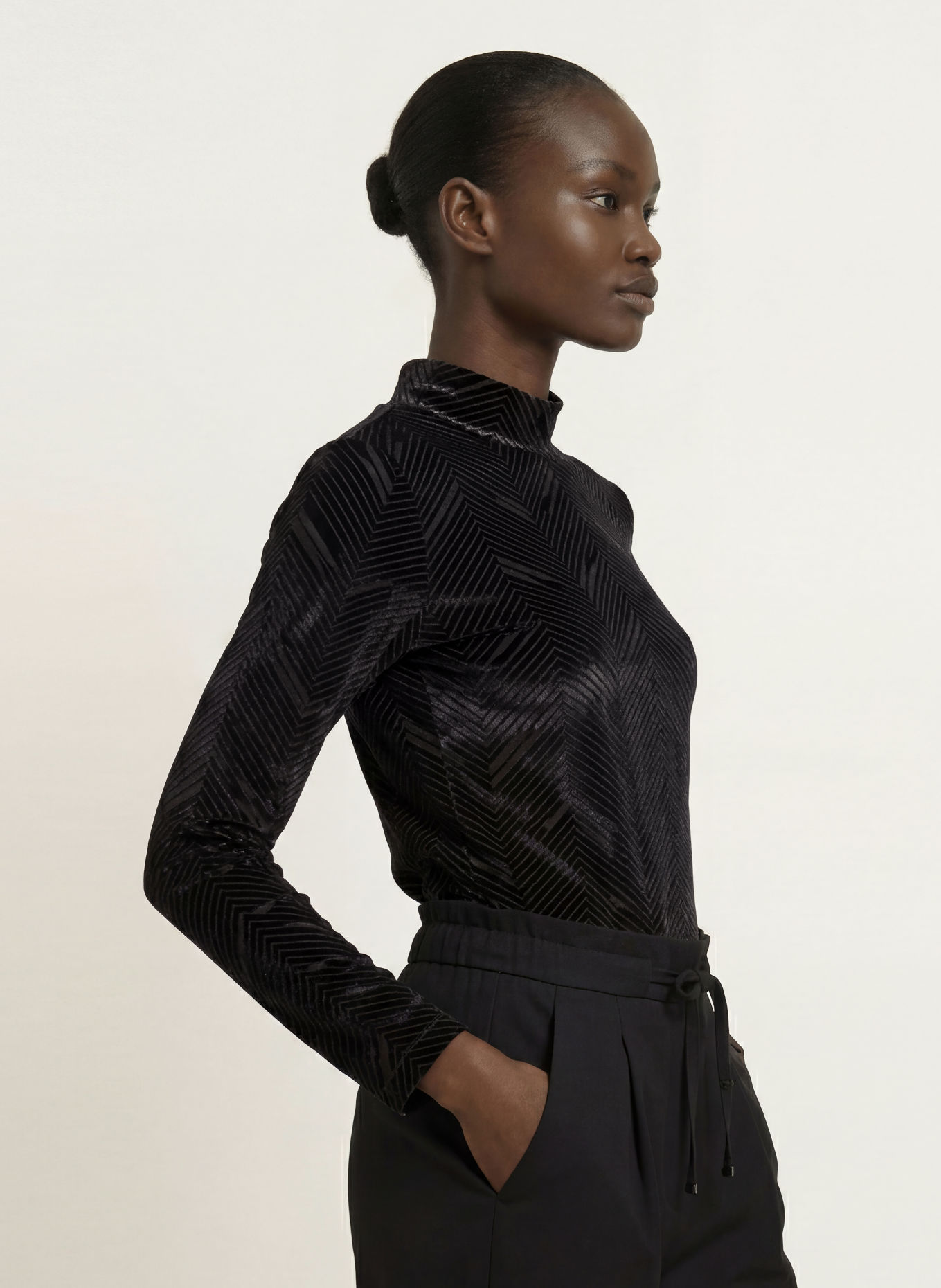 BOGNER Longsleeve CHERIE: SCHWARZ