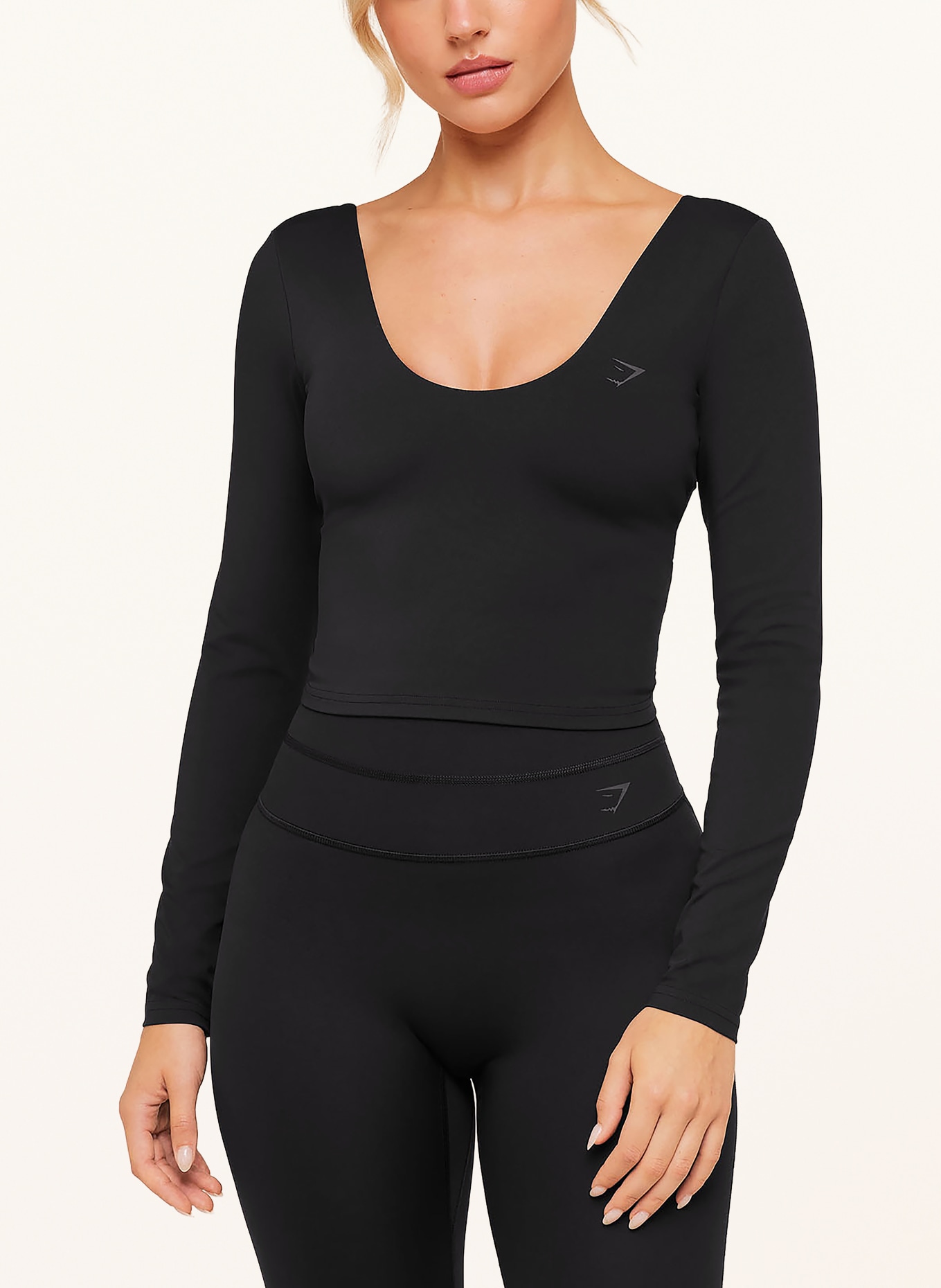 GYMSHARK T-shirt à manches longues CROSSOVER BACK: NOIR
