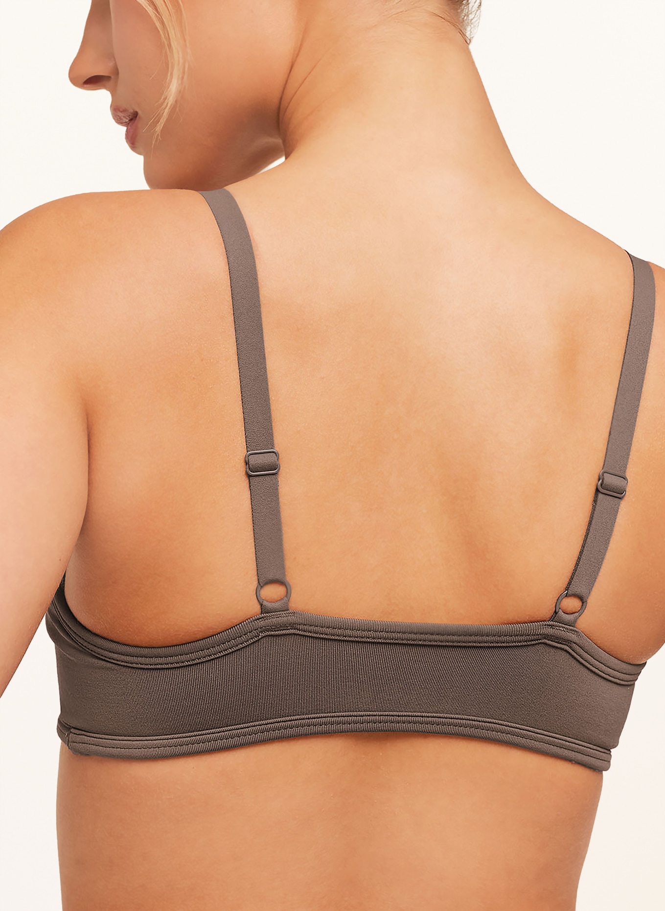 GYMSHARK Soutien-gorge de sport SOFT SCULPT: TAUPE