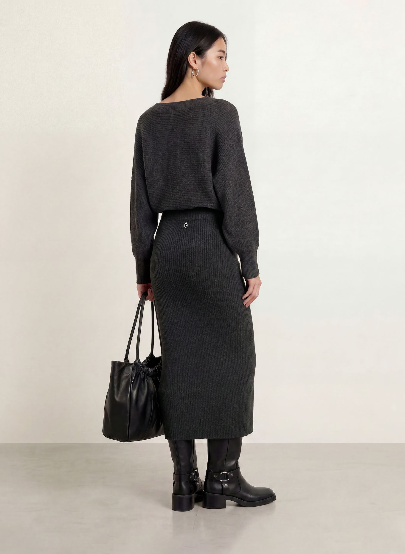 GUESS EMILY Knit Skirt: DARK GRAY