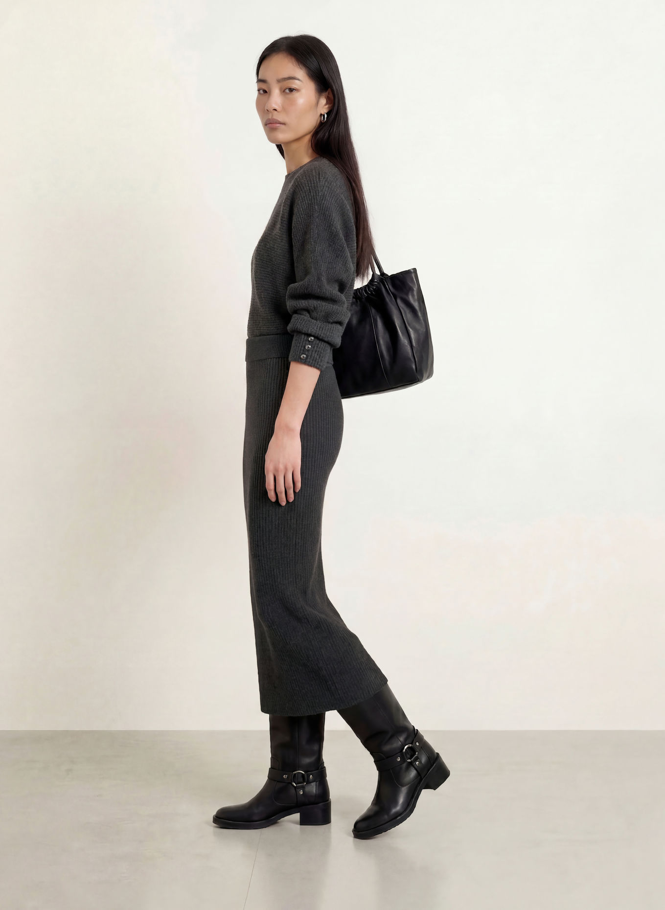 GUESS EMILY Knit Skirt: DARK GRAY