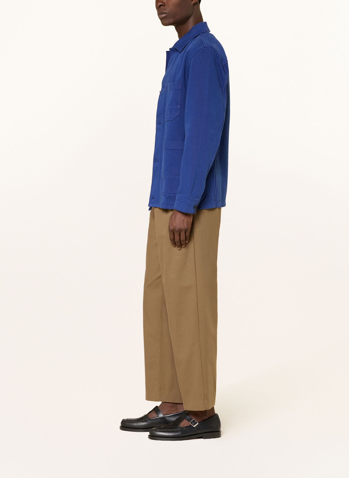 COS Chino: KHAKI