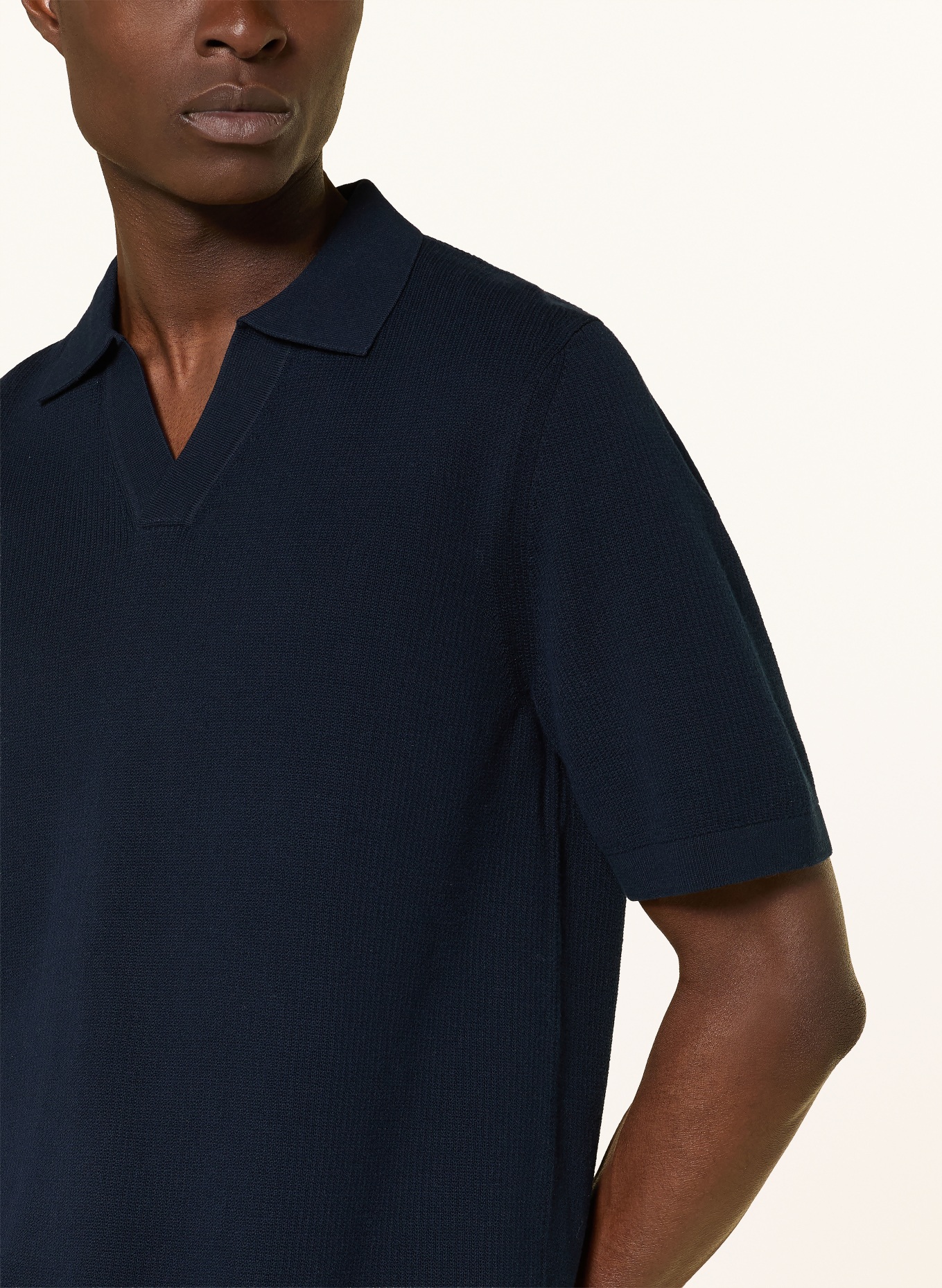 ARKET Strick-Poloshirt: DUNKELBLAU
