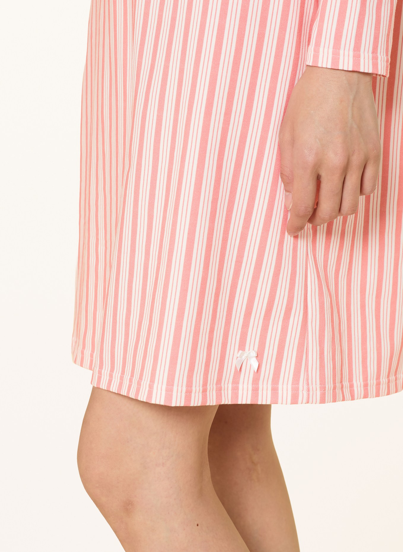 SHORT STORIES Chemise de nuit: ORANGE CLAIR / BLANC