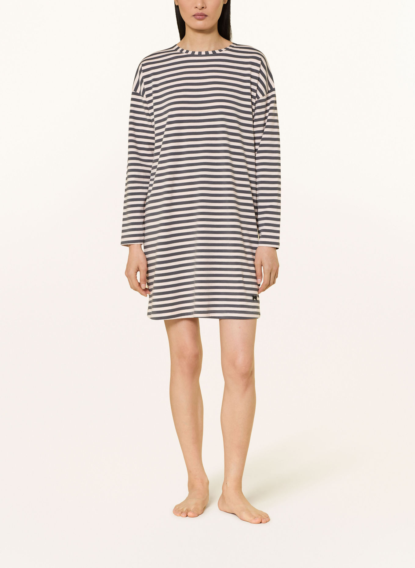 SHORT STORIES Nightgown: WHITE / DARK GRAY