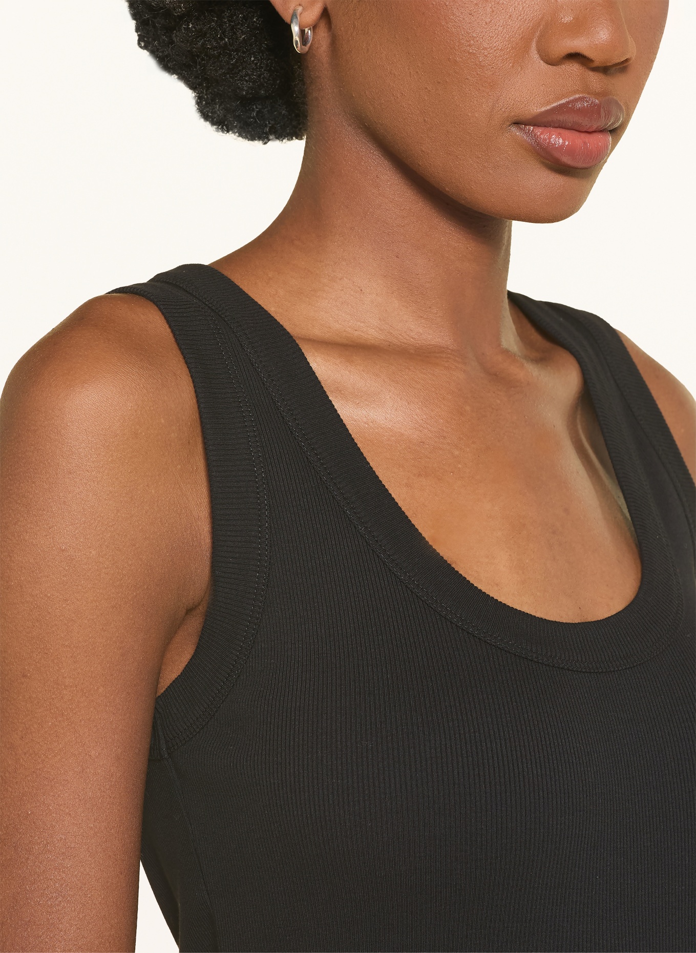 DRYKORN Tanktop: SCHWARZ