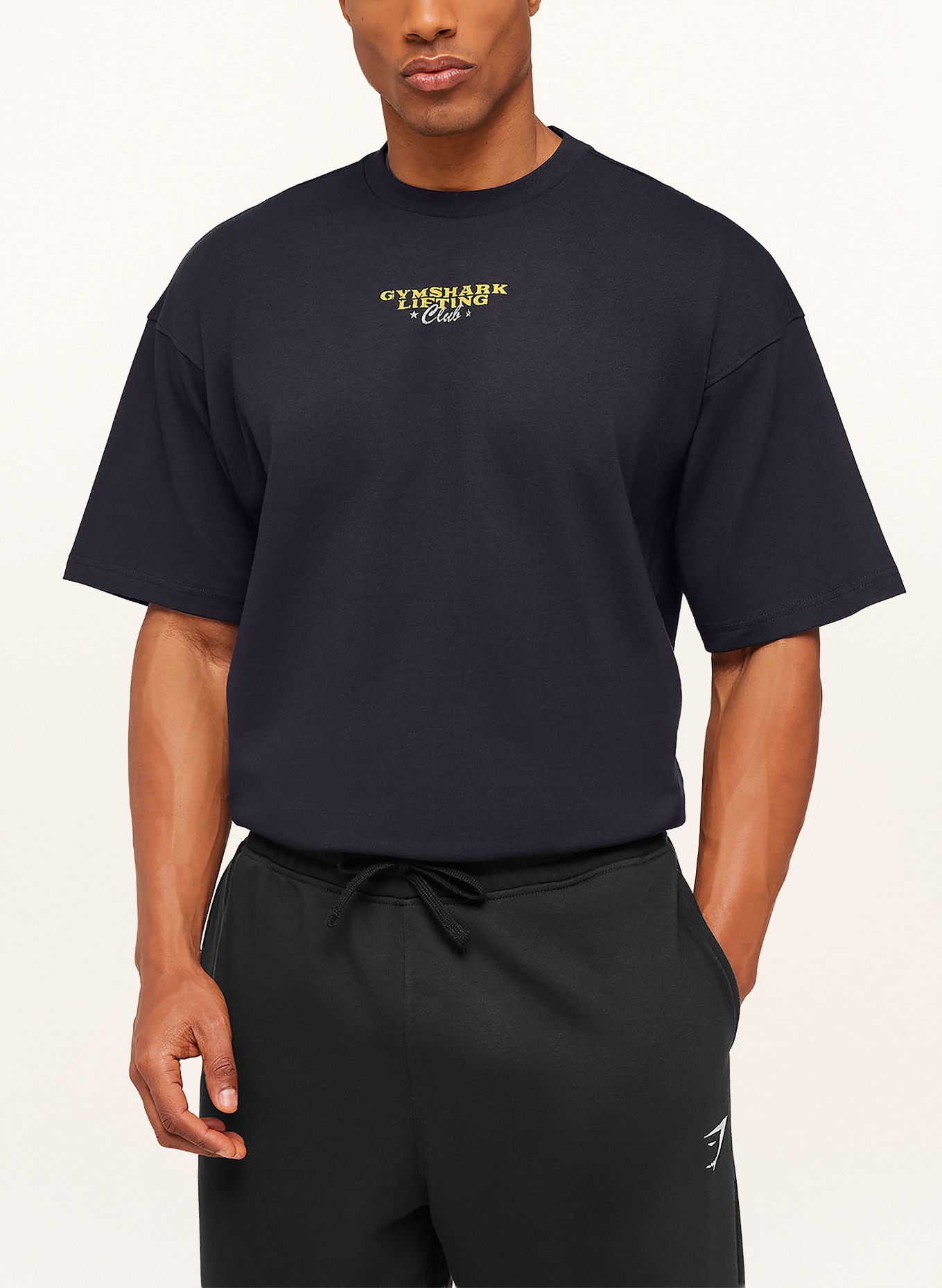 GYMSHARK Oversized-Shirt TROPHY GRAPHIC: SCHWARZ / HELLGRAU / GELB