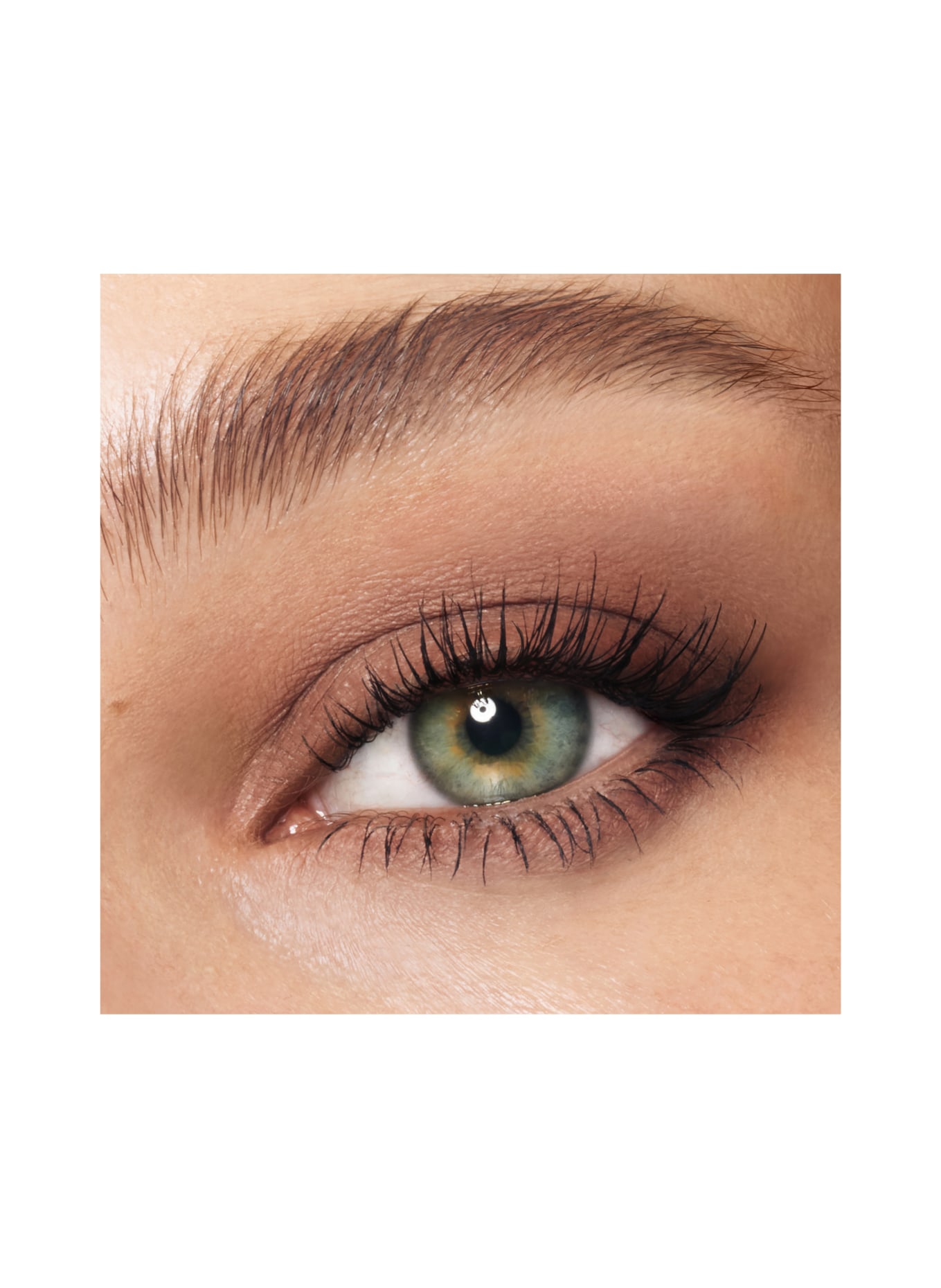 Charlotte Tilbury EXAGGER-EYES EASY EYSHADOW STICK: CASHMERE SCULPT