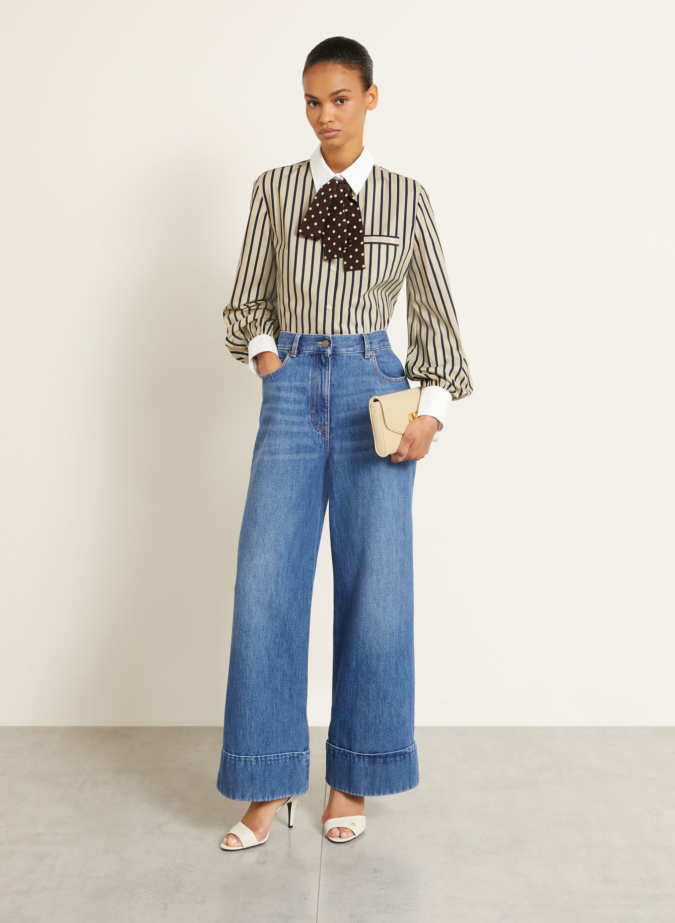 VALENTINO PATTERN shirt blouse with detachable bow tie: BEIGE / DARK BLUE / WHITE