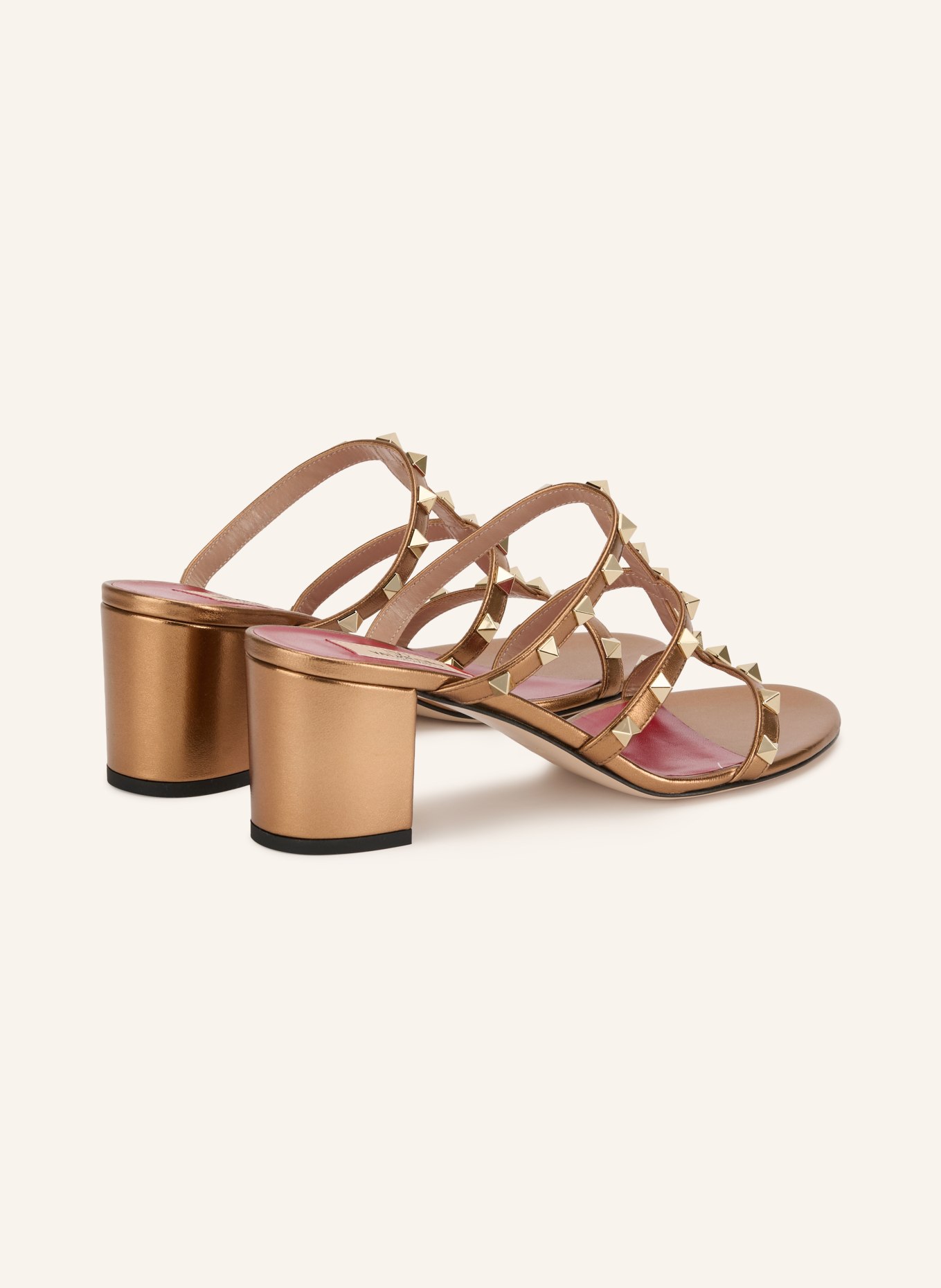 VALENTINO GARAVANI ROCKSTUD mules with studs: COGNAC / GOLD