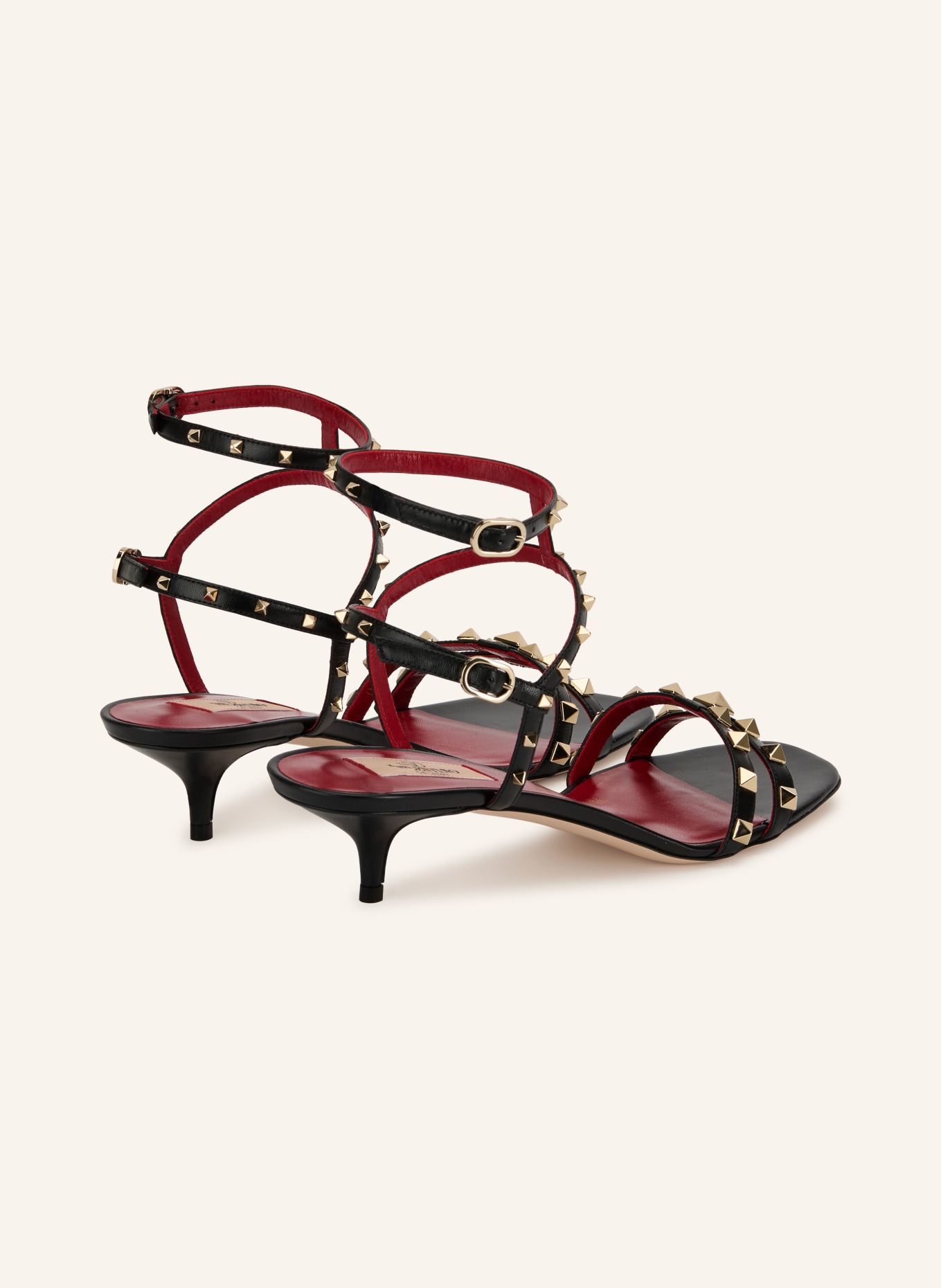 VALENTINO GARAVANI ROCKSTUD studded sandals: BLACK / GOLD