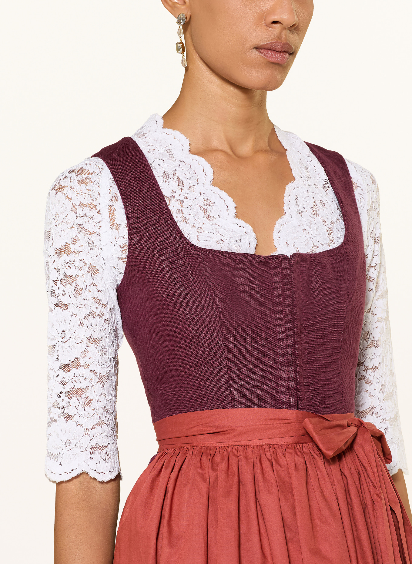 WALDORFF Dirndlbluse SARAH aus Spitze mit 3/4-Arm: WEISS