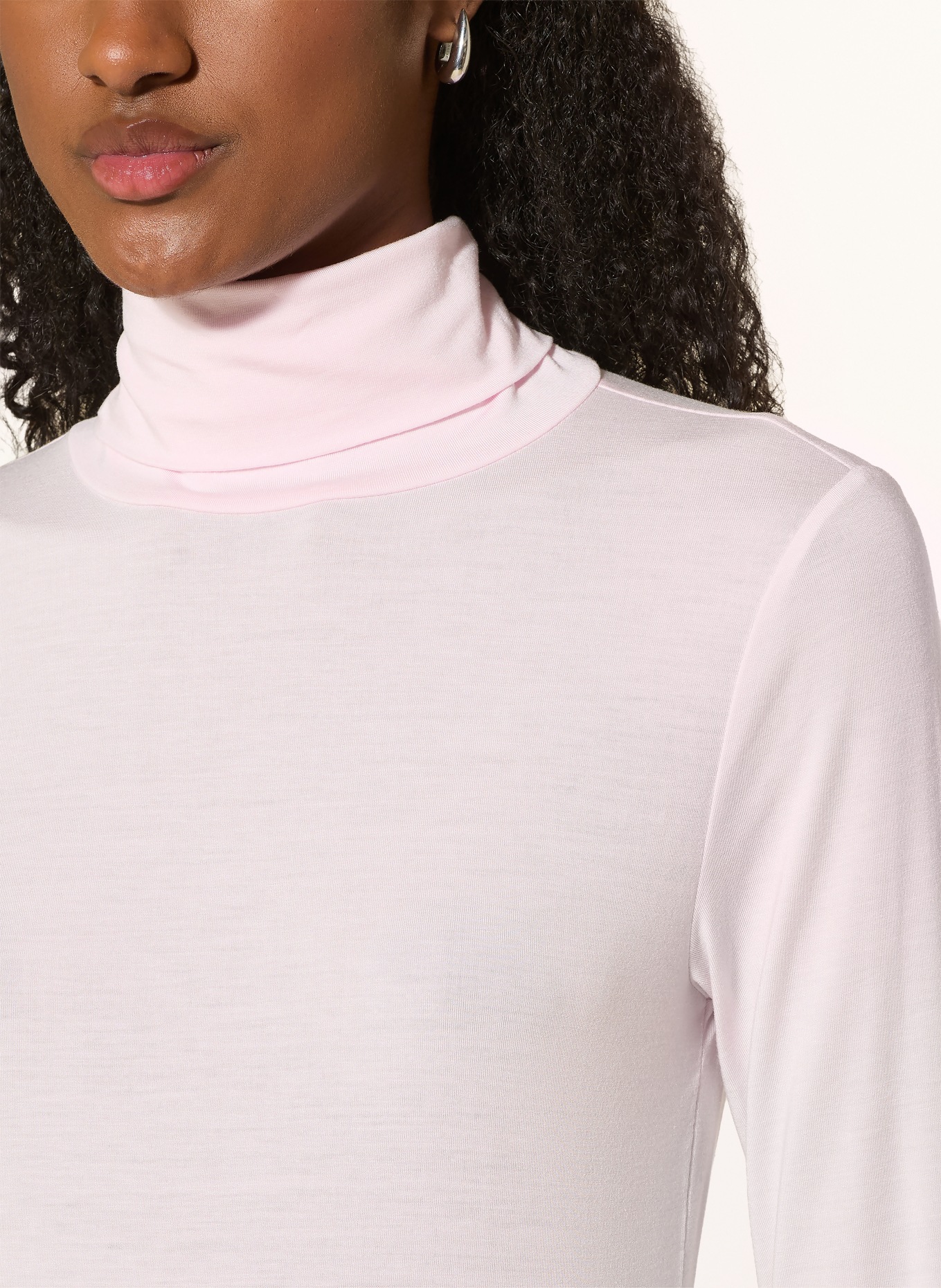 darling harbour Turtleneck shirt: ROSE