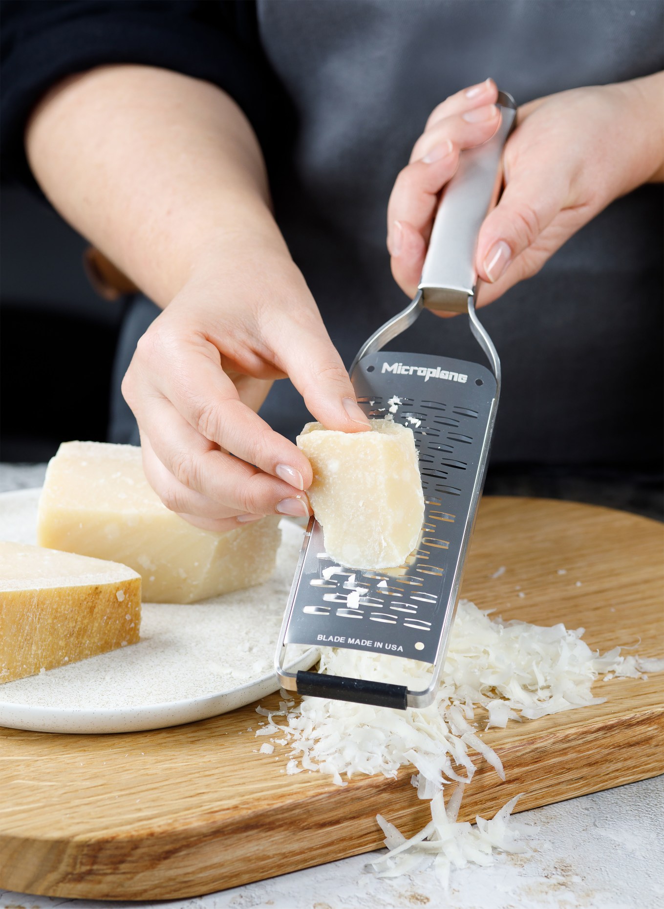 Microplane Grater: SILVER / BLACK