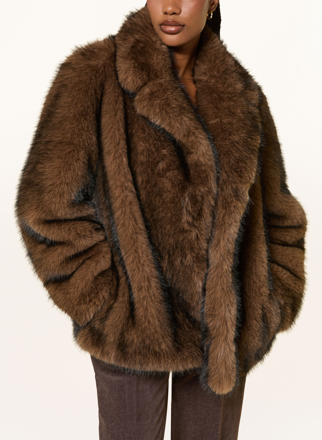 SEM PER LEI Faux fur jacket: BROWN