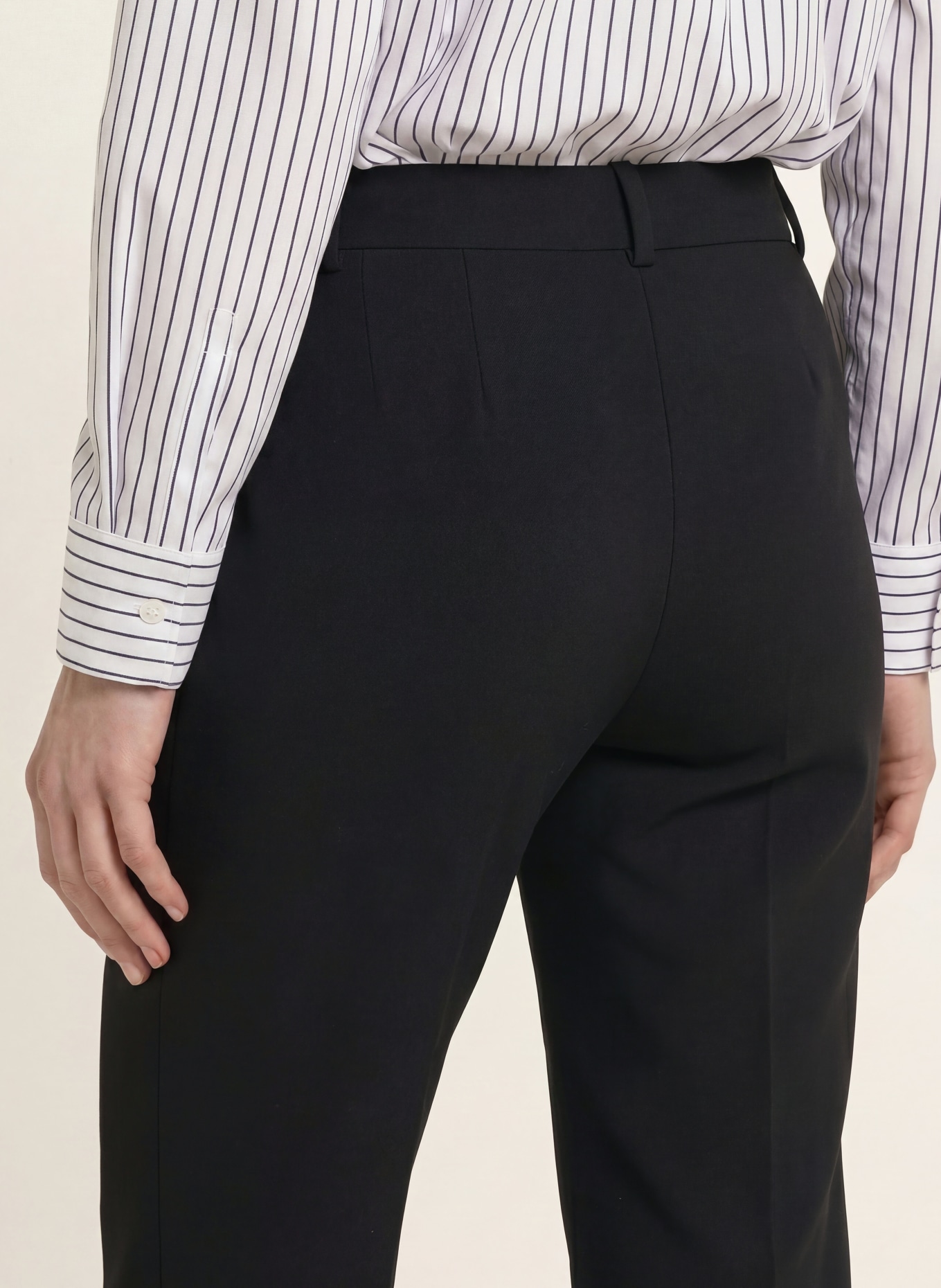 SEM PER LEI Pantaloni bootcut din jersey: NEGRU