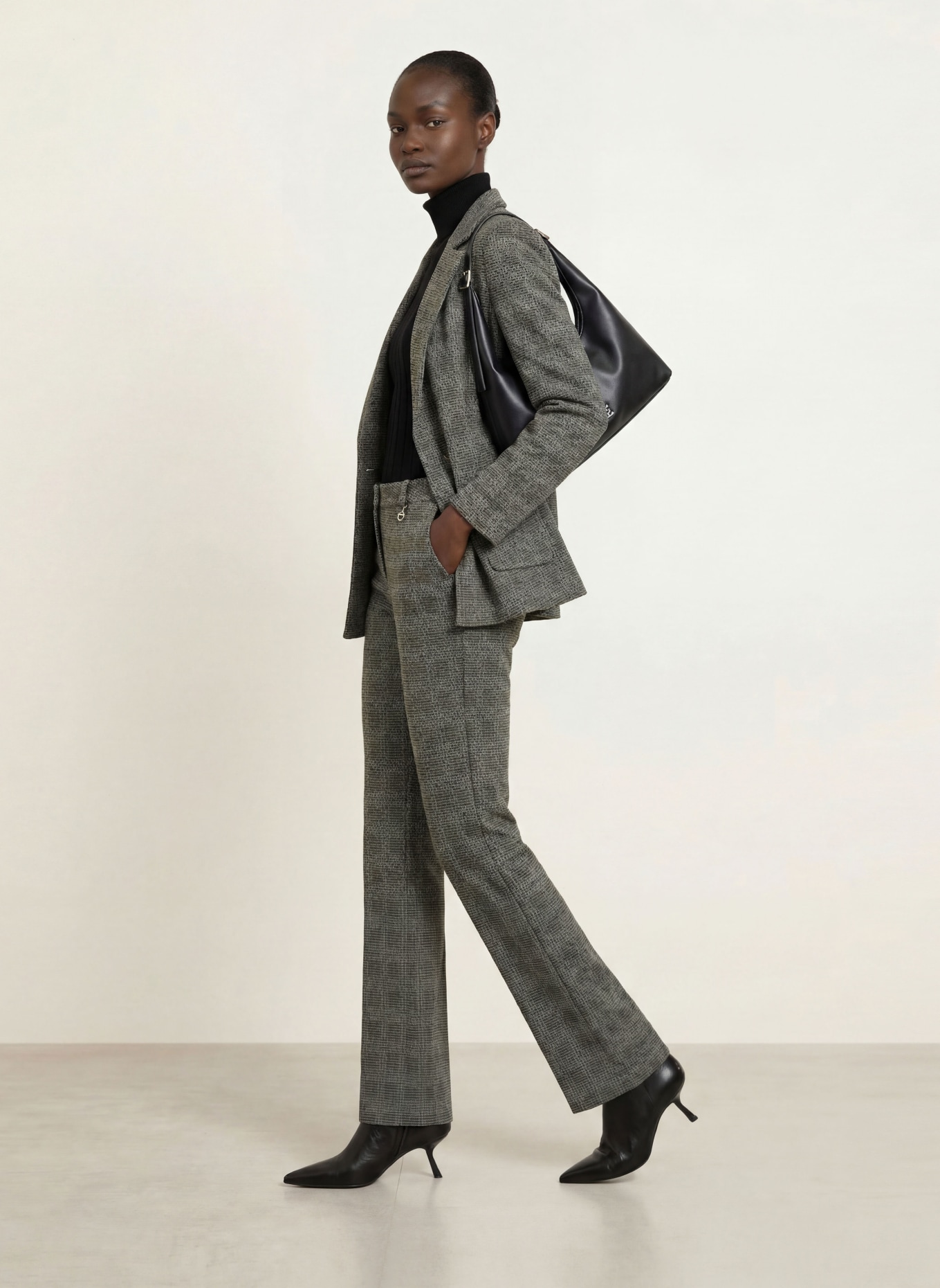 SEM PER LEI Pantalons: NOIR / BEIGE / BLEU CLAIR
