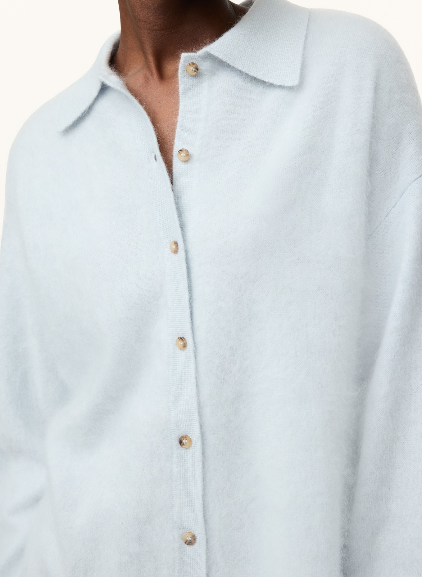 SOFT GOAT Strickjacke aus Cashmere: HELLBLAU